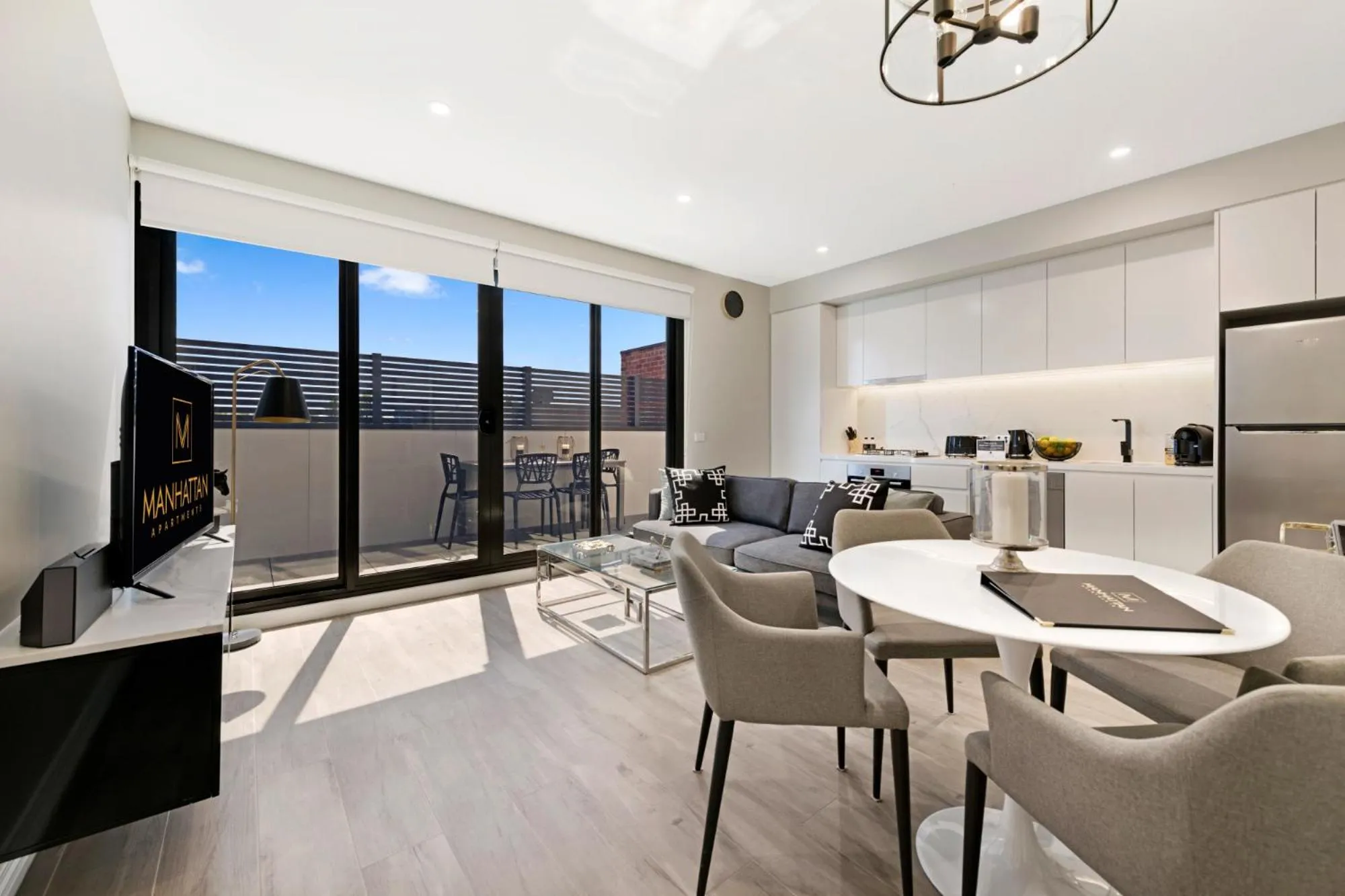 Kitchen or kitchenette in Manhattan Apartments - Glen Iris