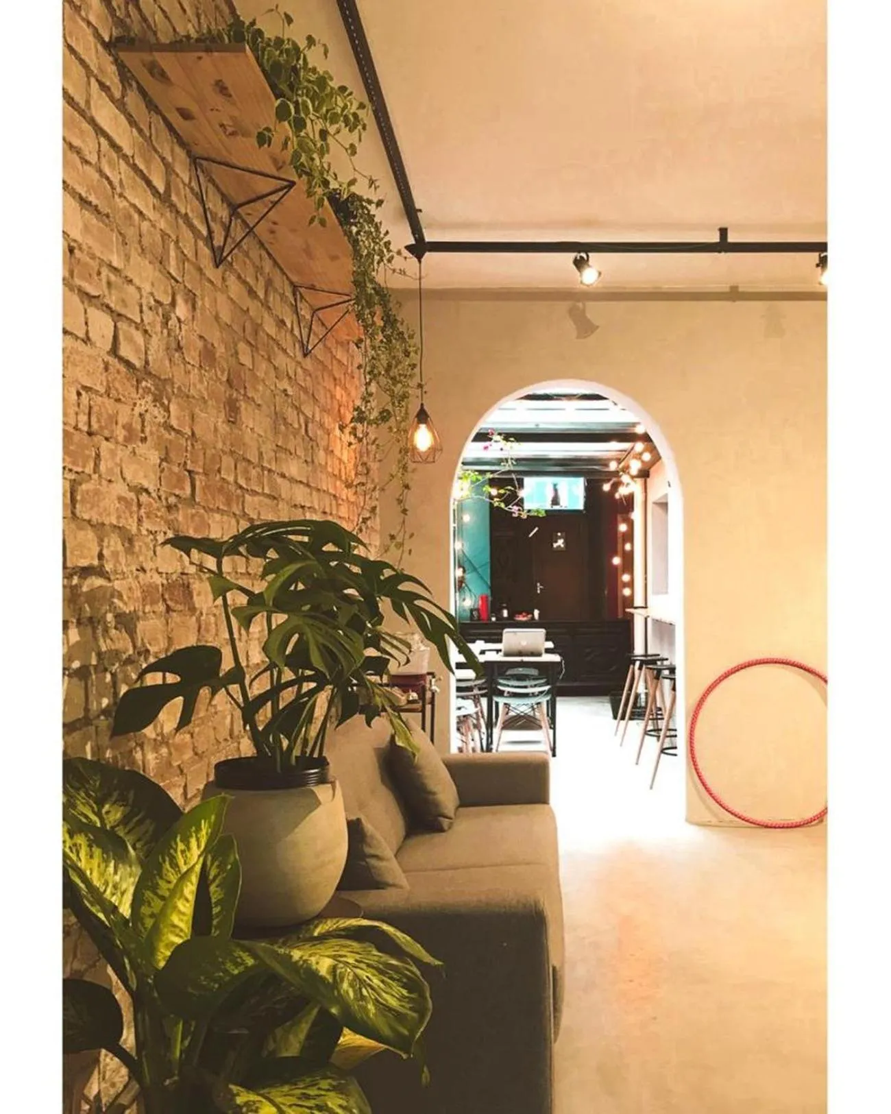 Living room in Imagina Hostel