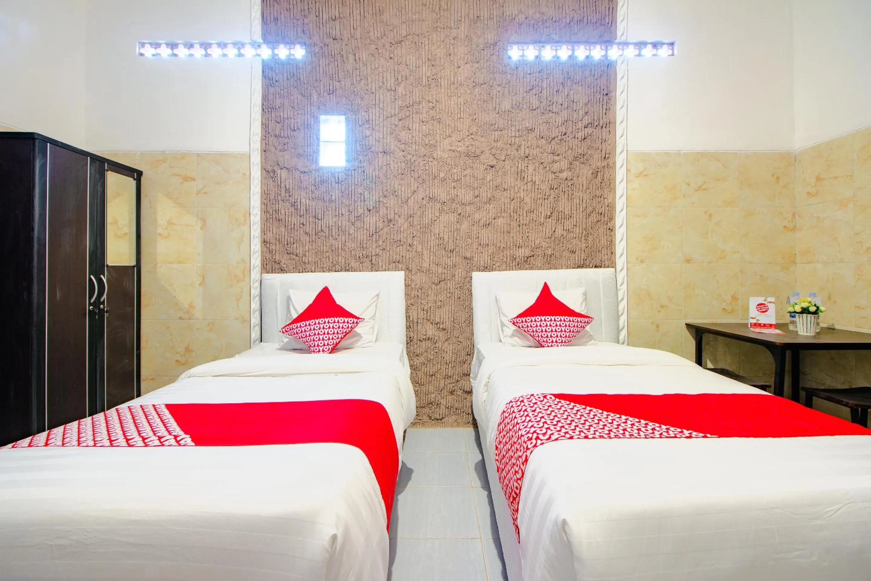 Bedroom in OYO 1277 Pondok Damai Syariah