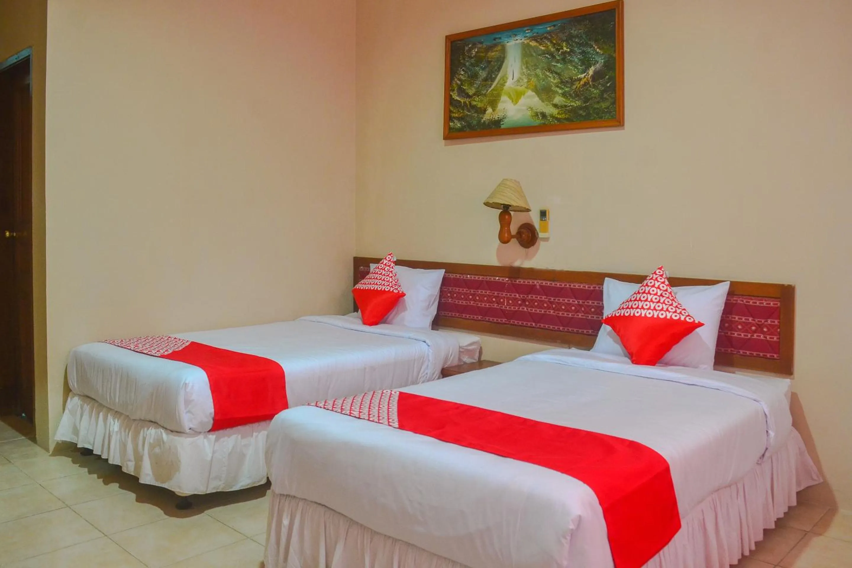 Bedroom, Bed in Hotel O Pantai Jaya