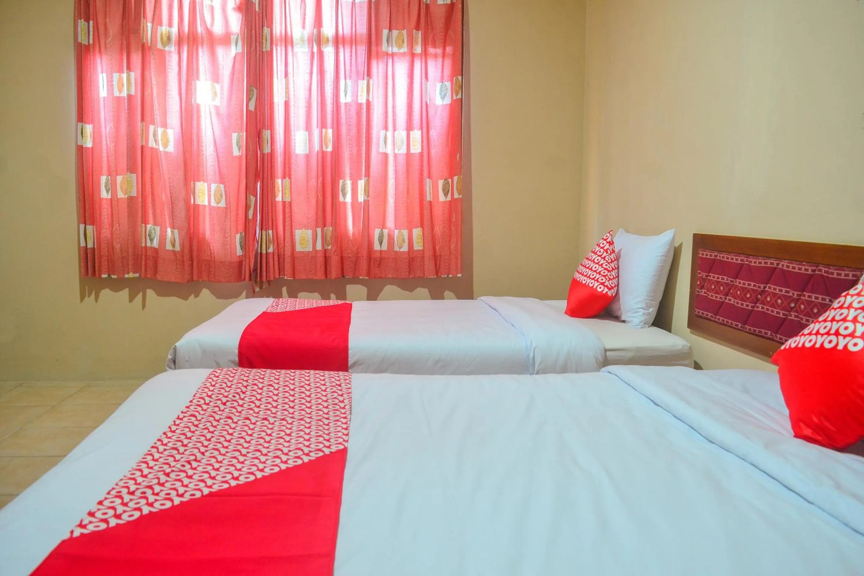 Bedroom, Bed in Hotel O Pantai Jaya