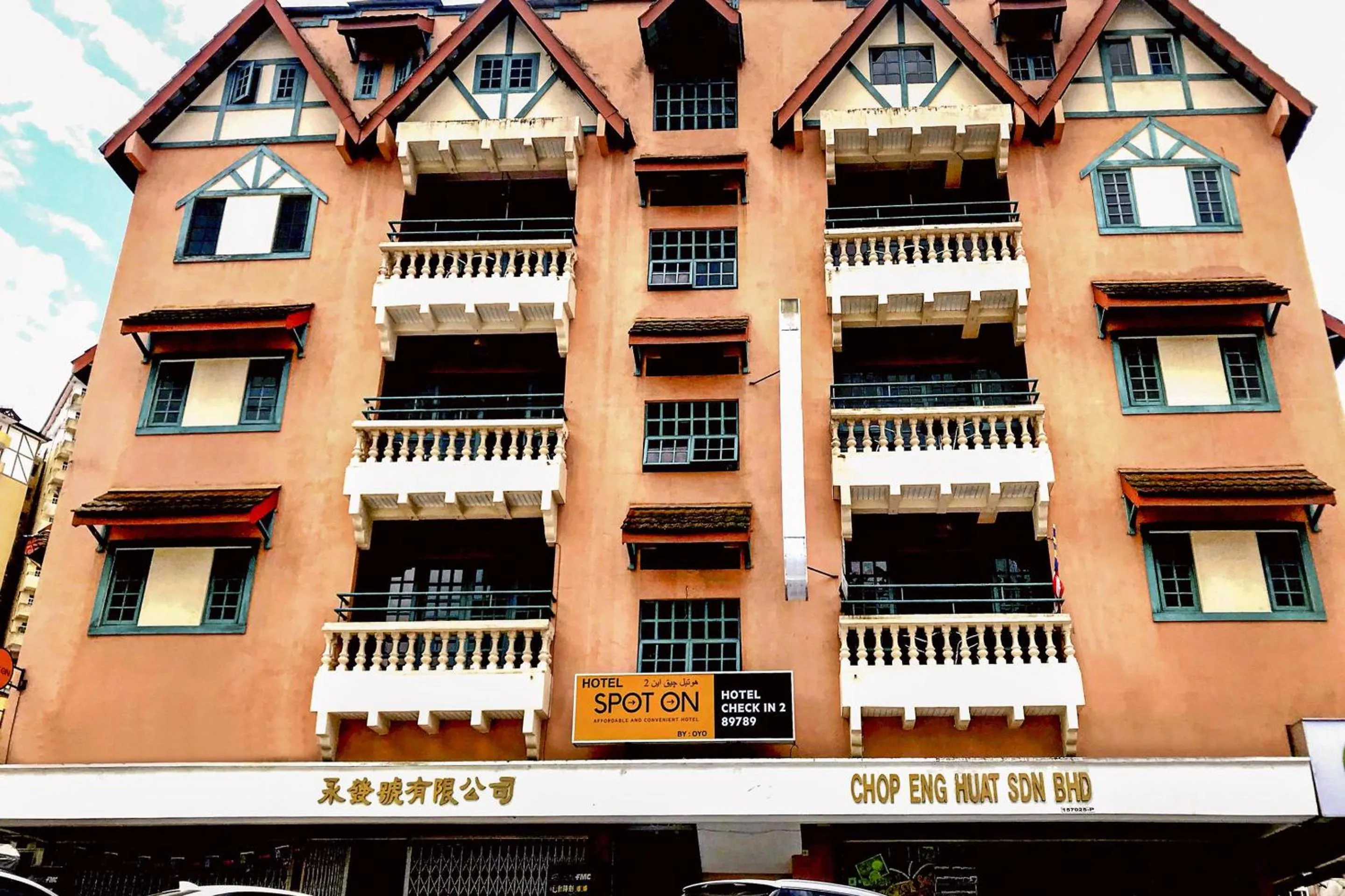 Facade/entrance in SPOT ON 89789 Hotel Check In 2