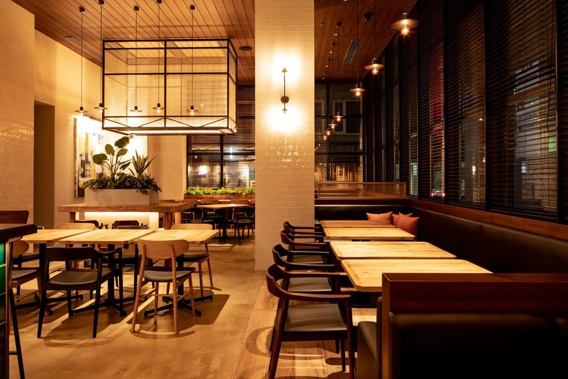 Restaurant/places to eat in HOTEL FORZA HAKATAEKI CHIKUSHIGUCHI Ⅱ