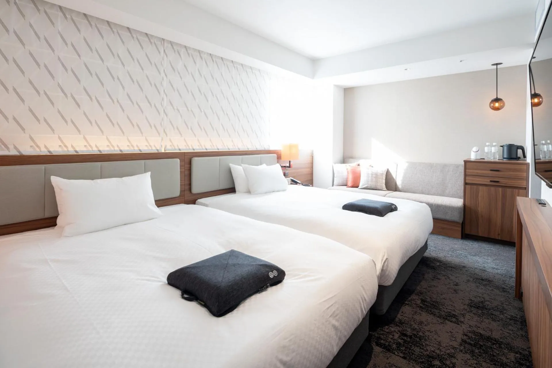 Photo of the whole room, Bed in HOTEL FORZA HAKATAEKI CHIKUSHIGUCHI Ⅱ