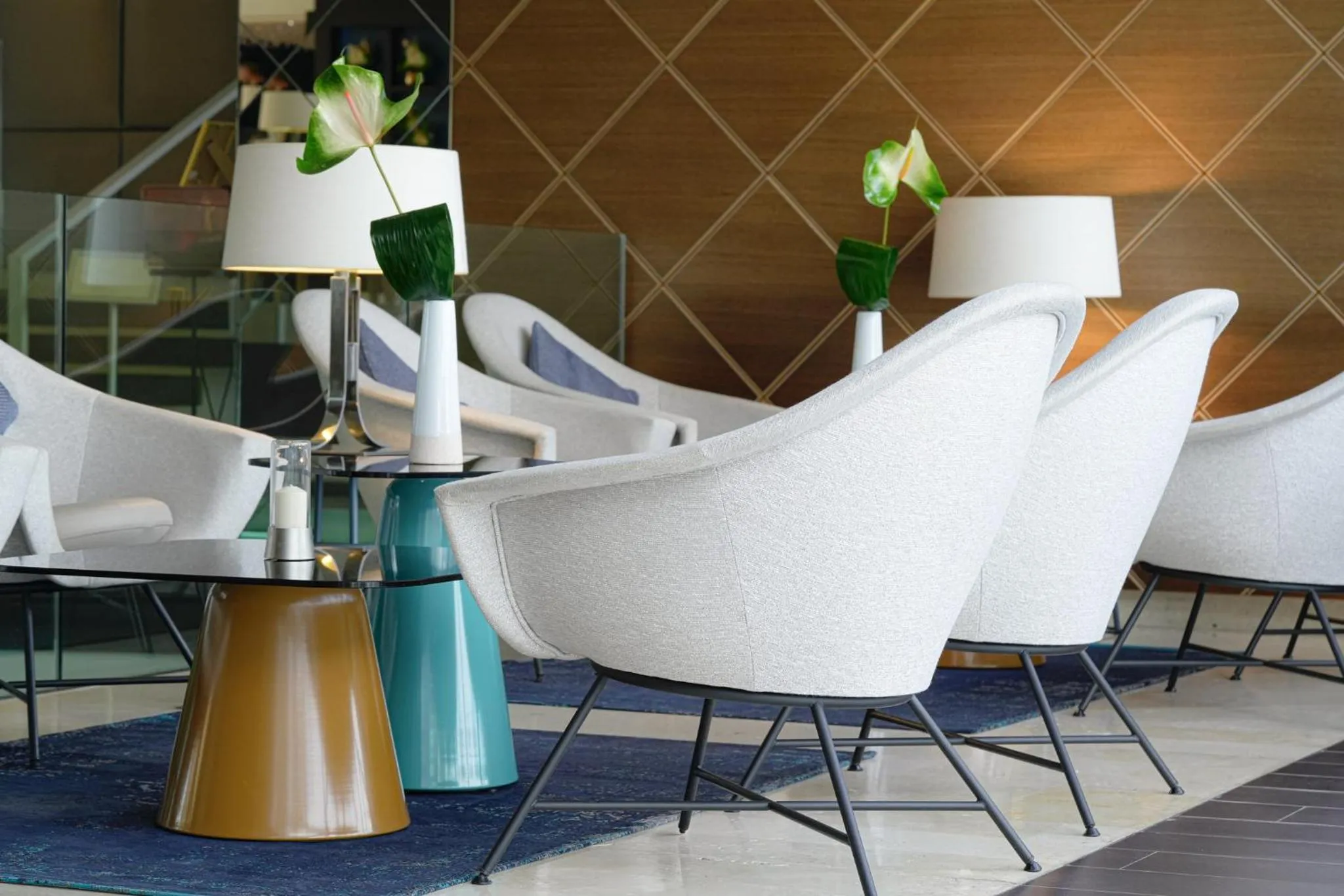 Lounge or bar in Thalazur Bandol Ile Rousse - Hôtel & Spa