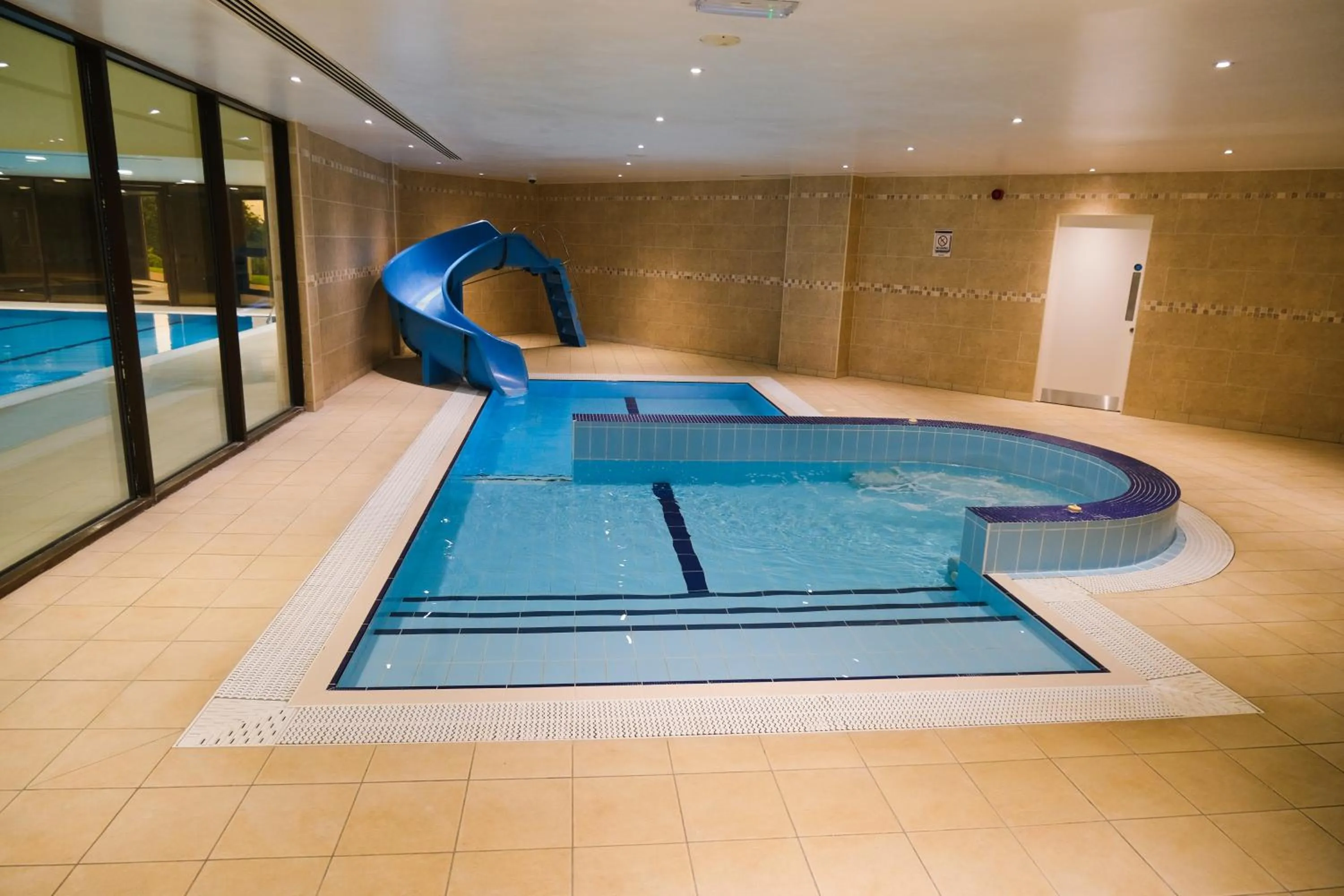 Spa and wellness centre/facilities in Burntwood Court Hotel
