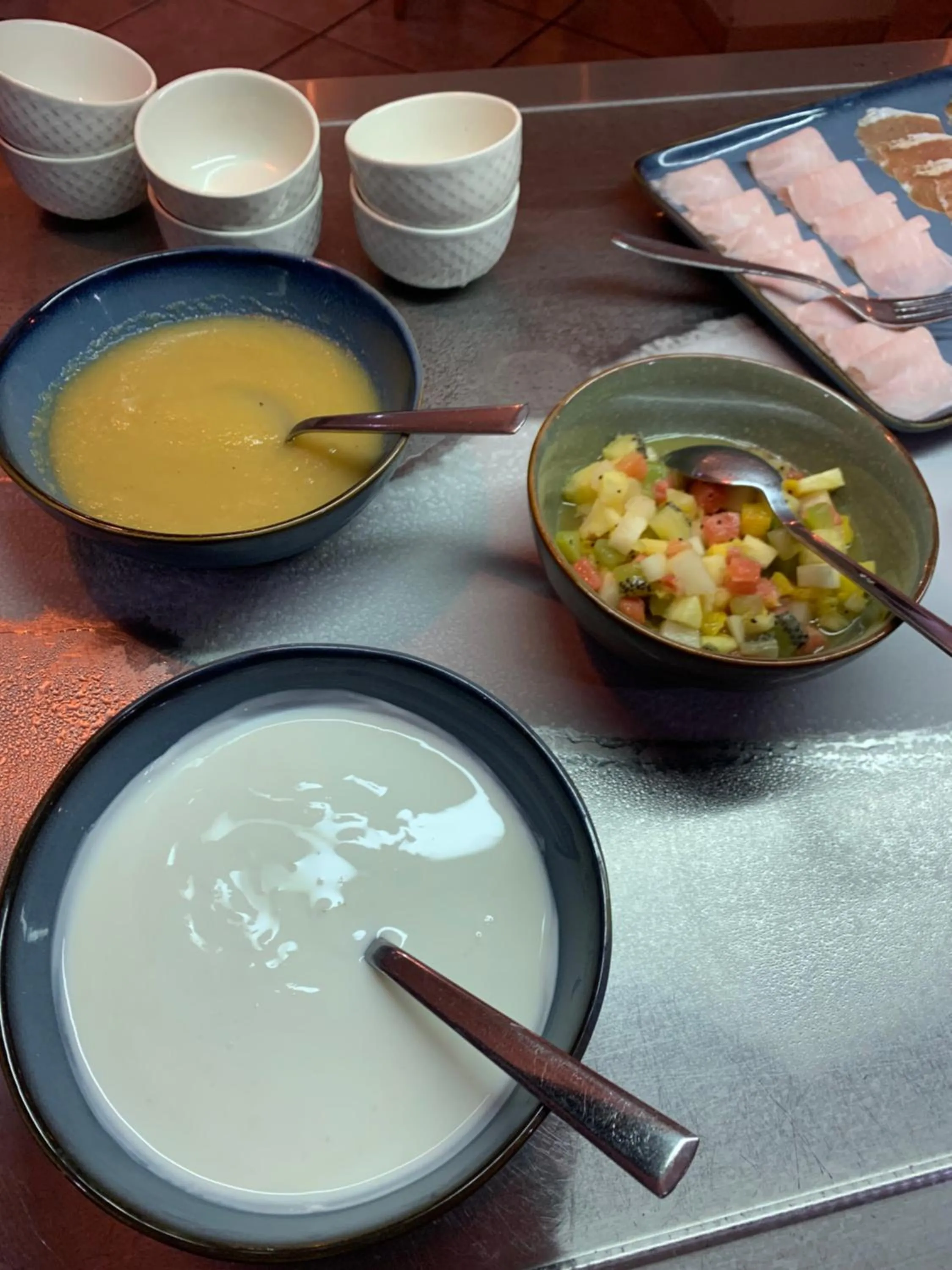 Food in Le Regina Hôtel et restaurant Canet-plage