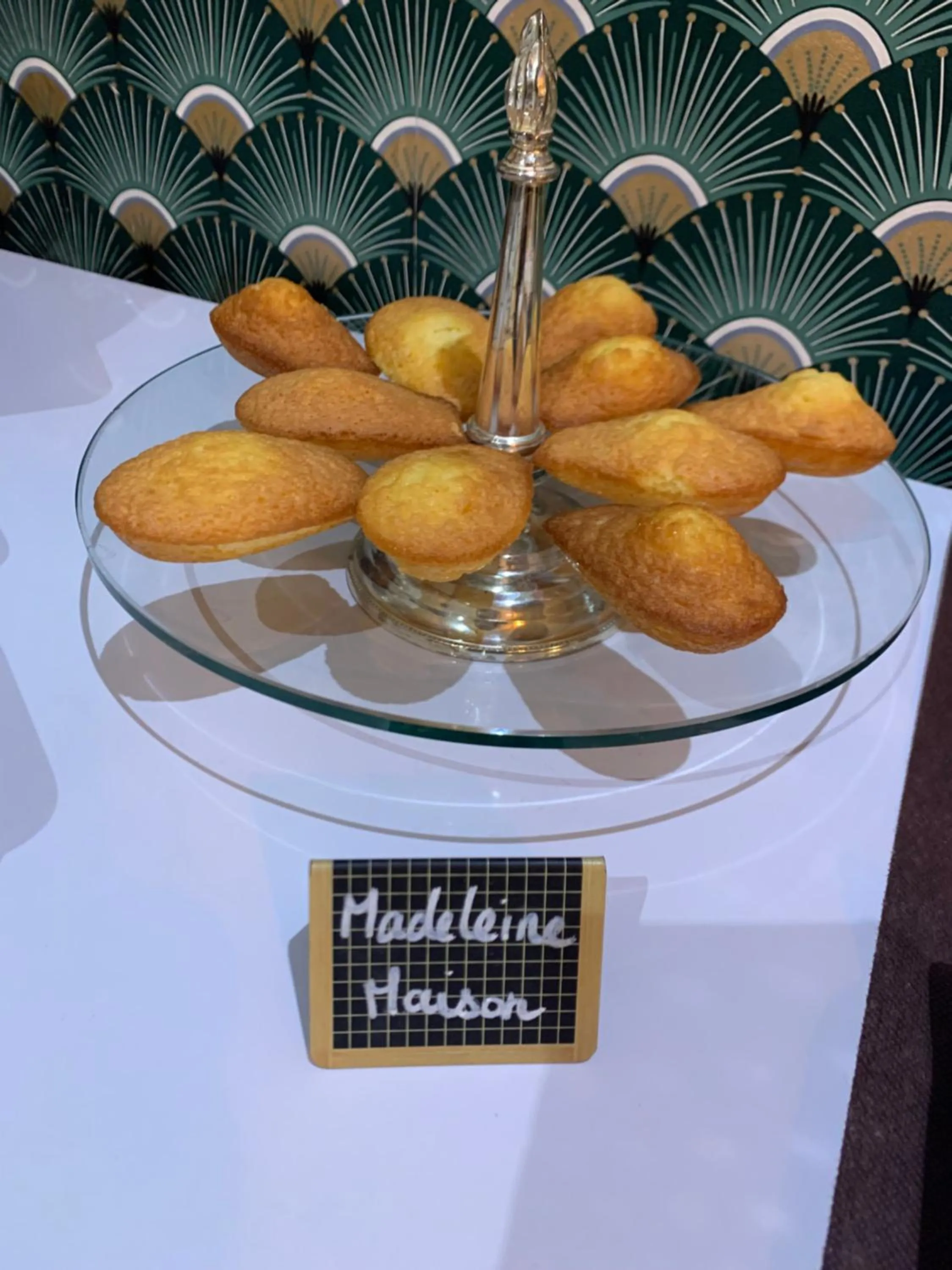 Food in Le Regina Hôtel et restaurant Canet-plage