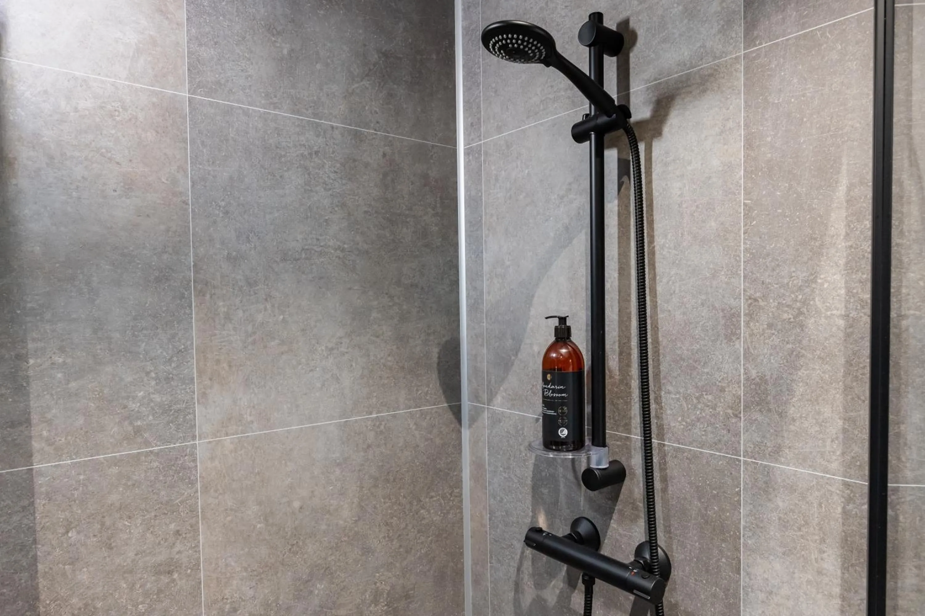 Shower in Stryn House Hotel