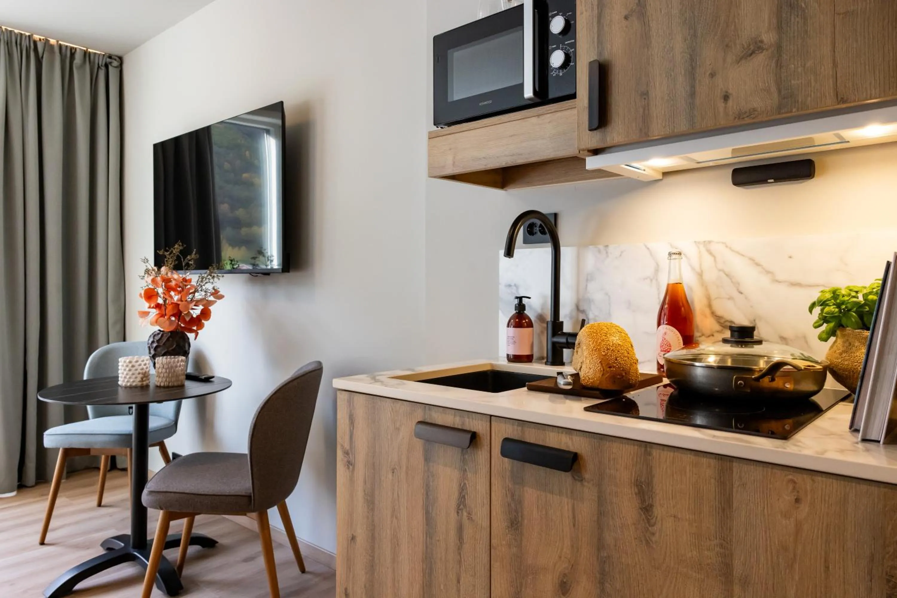 TV and multimedia in Stryn House Hotel