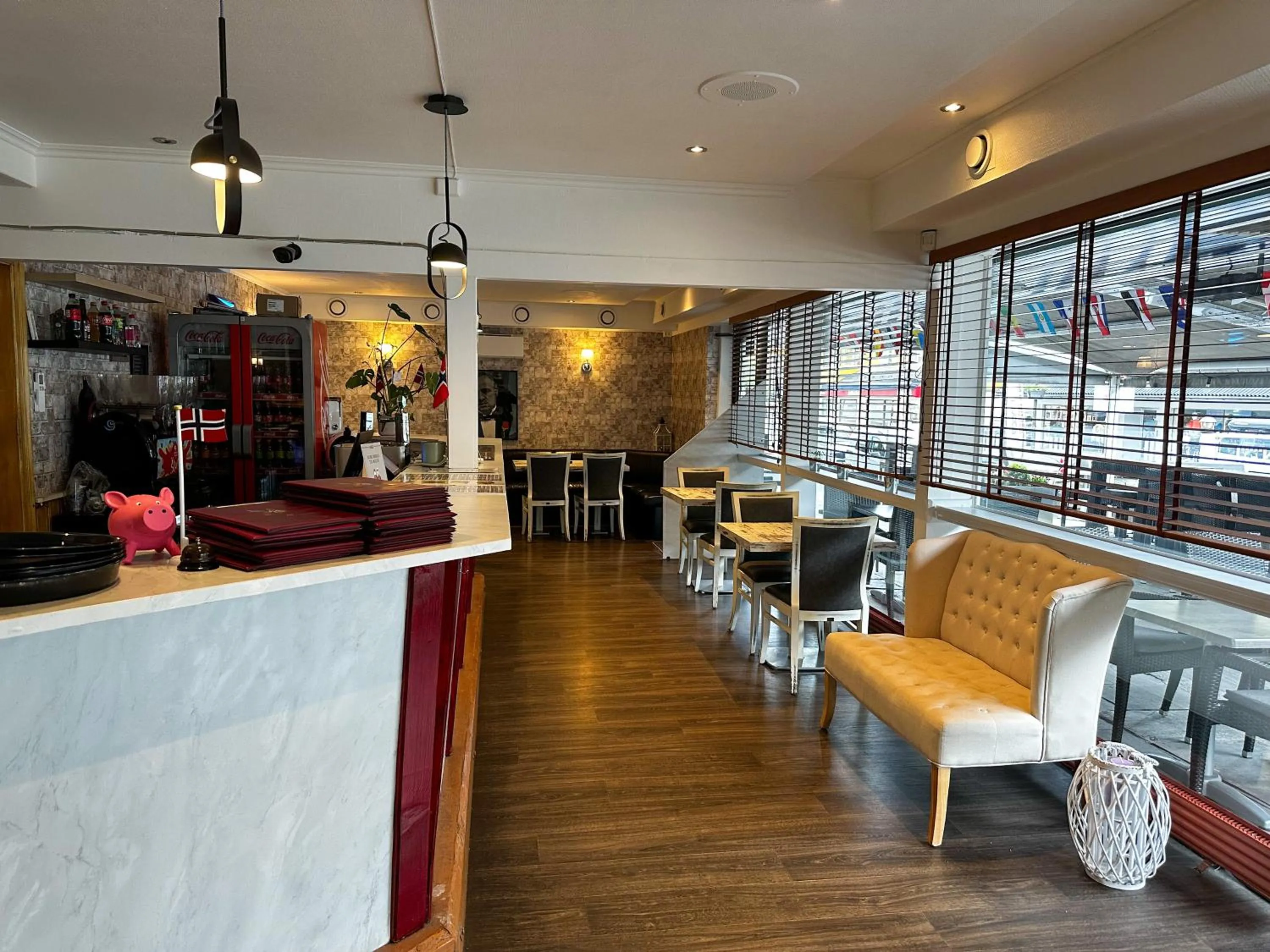 Restaurant/places to eat in Stryn House Hotel