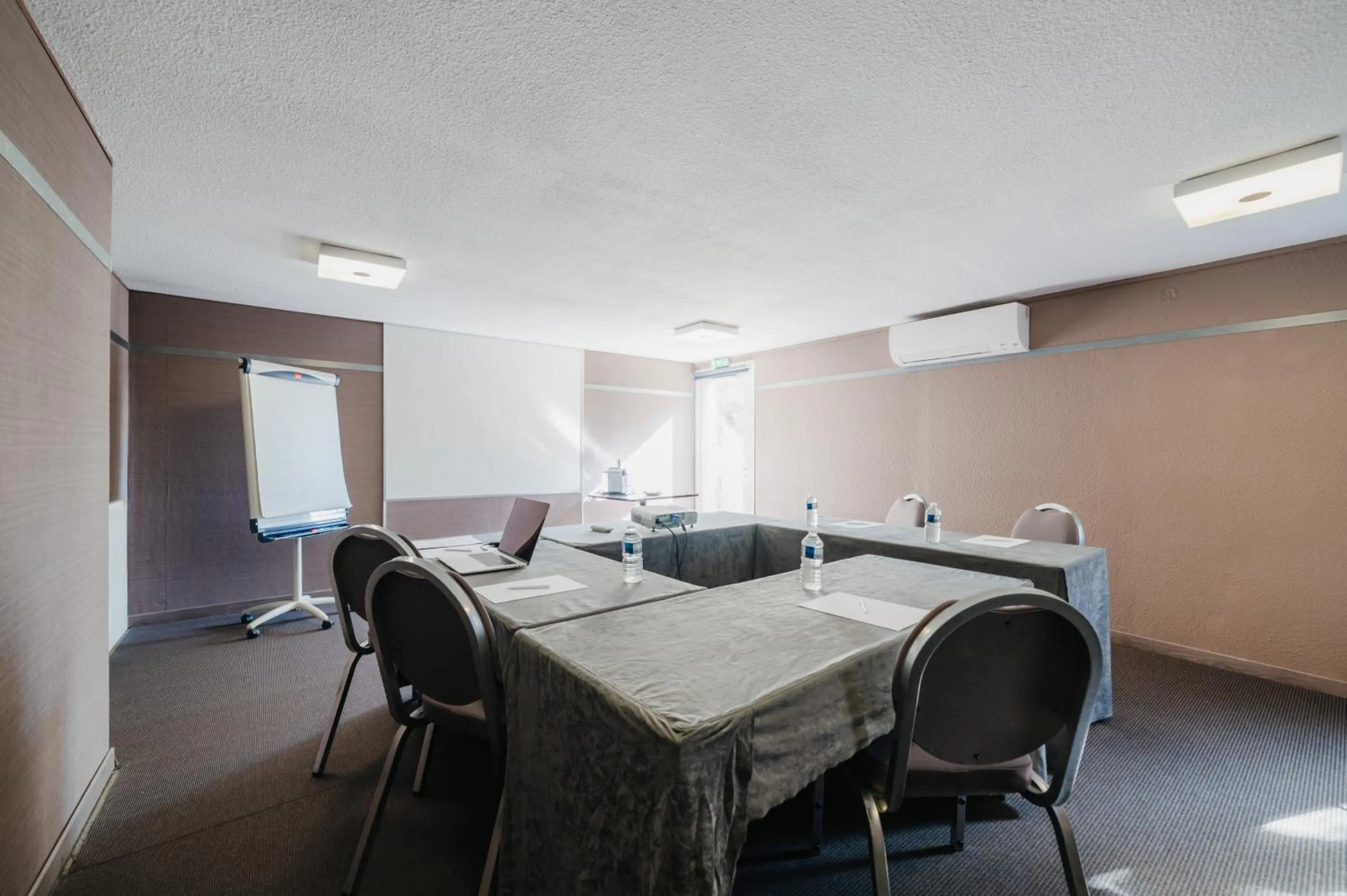 Business facilities in Sure Hotel by Best Western Châteauroux