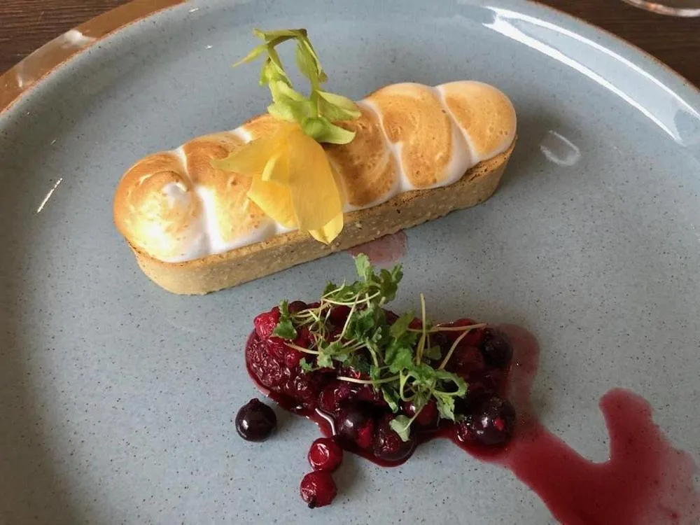 Food and drinks in The Commodore Hotel