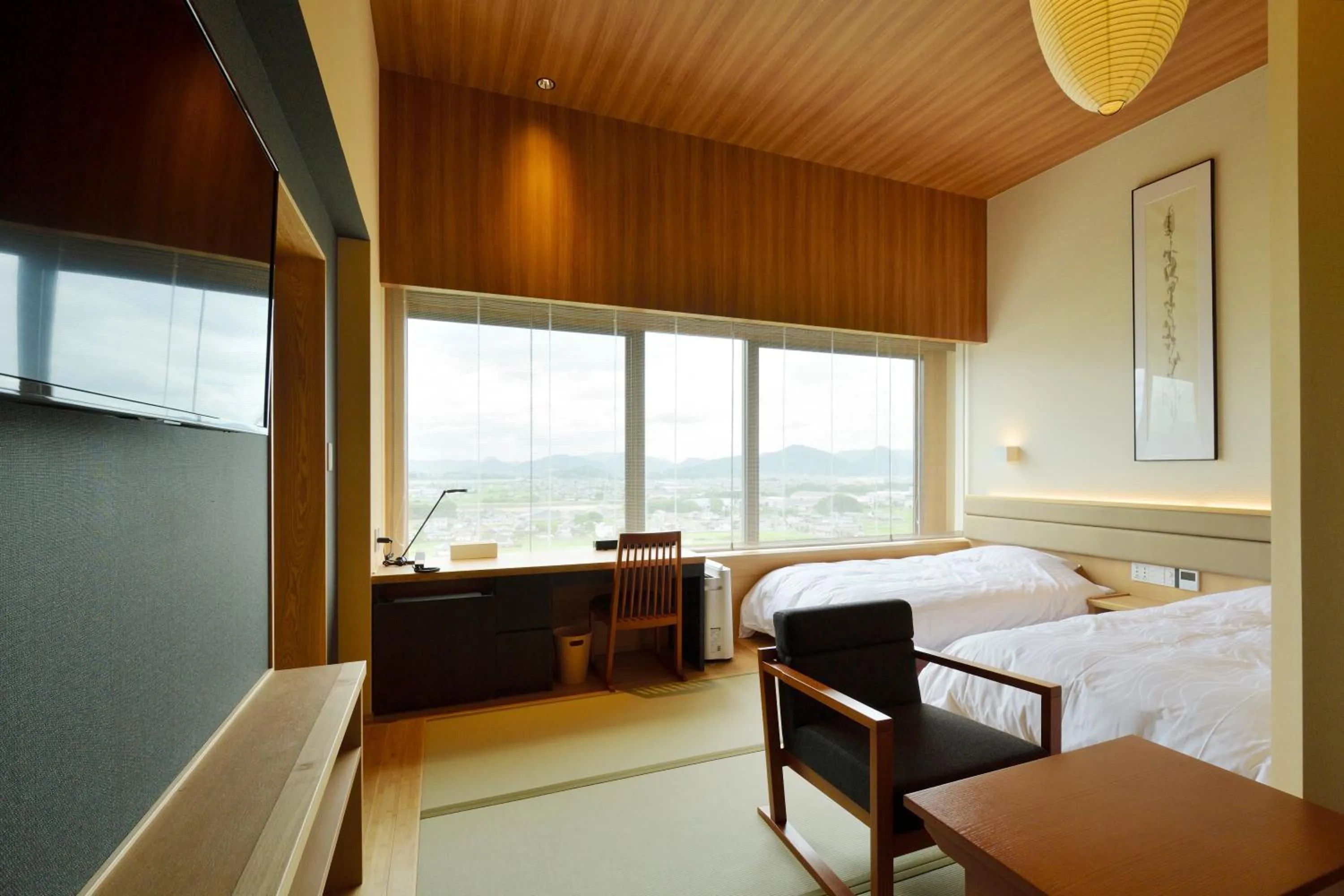 Photo of the whole room, Bed in THE CHELSEA BREATH