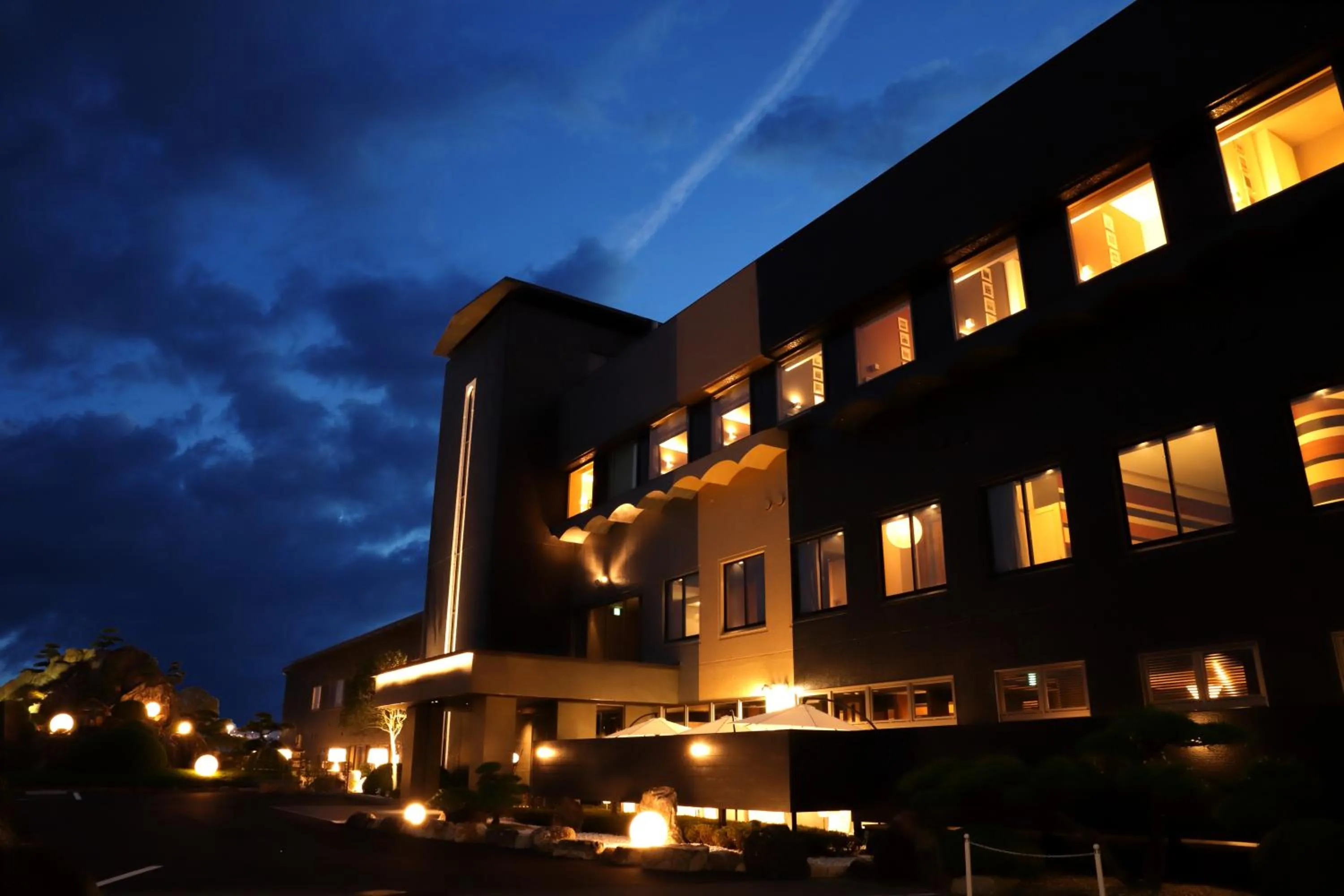 Property building in THE CHELSEA BREATH