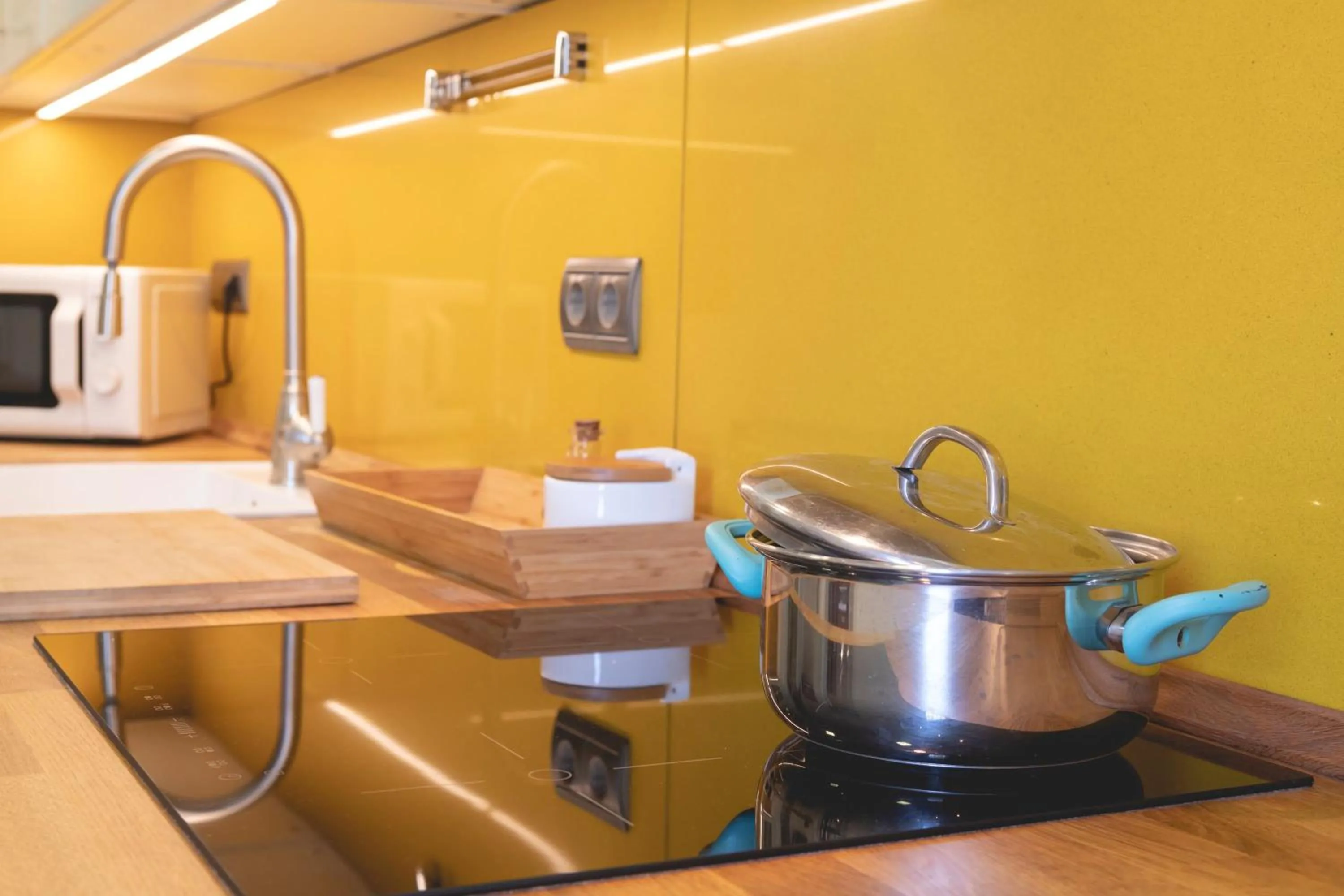 Kitchen or kitchenette in Bravissimo Mercaders 6