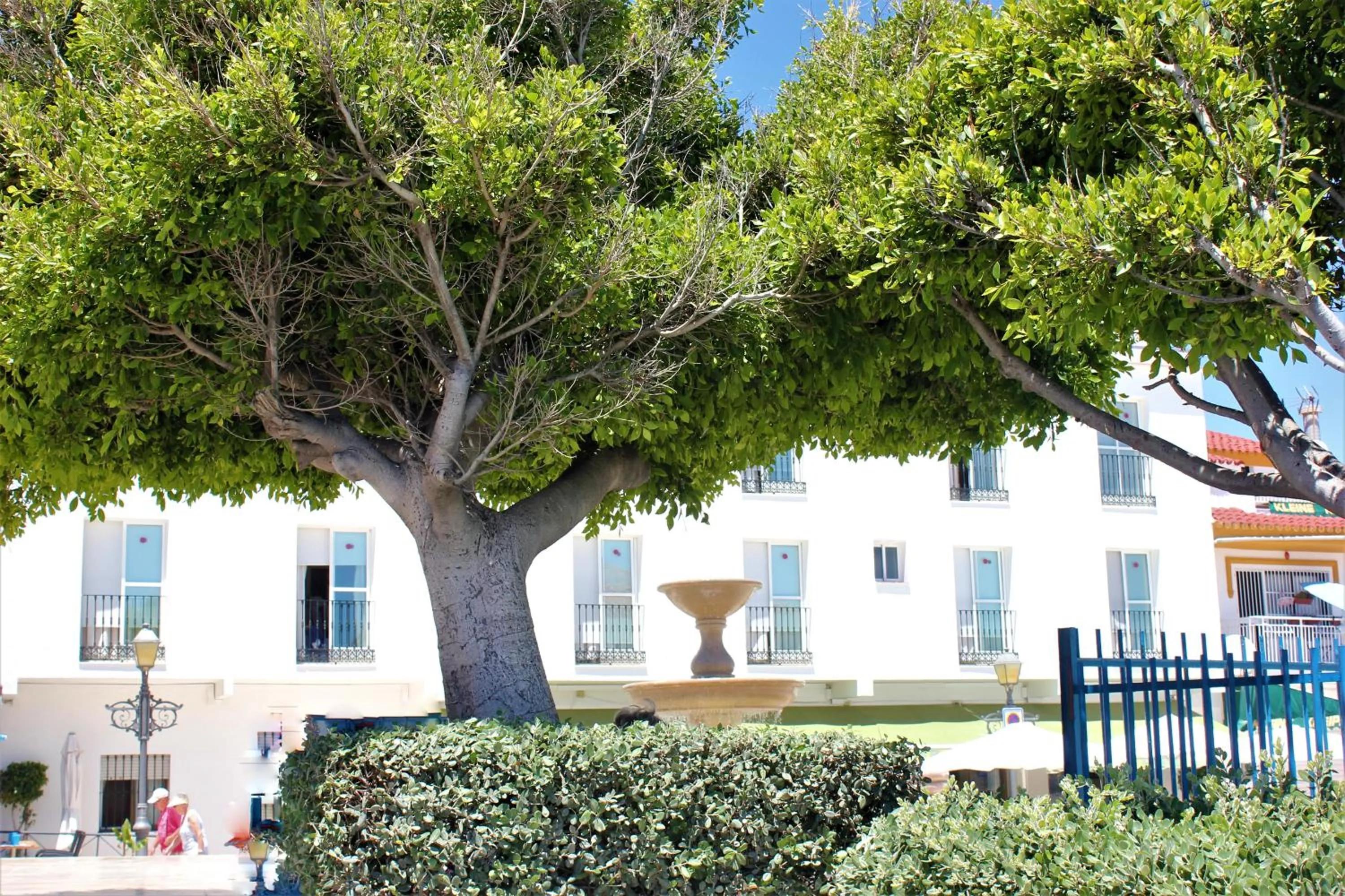 Property building in Hotel Cabello