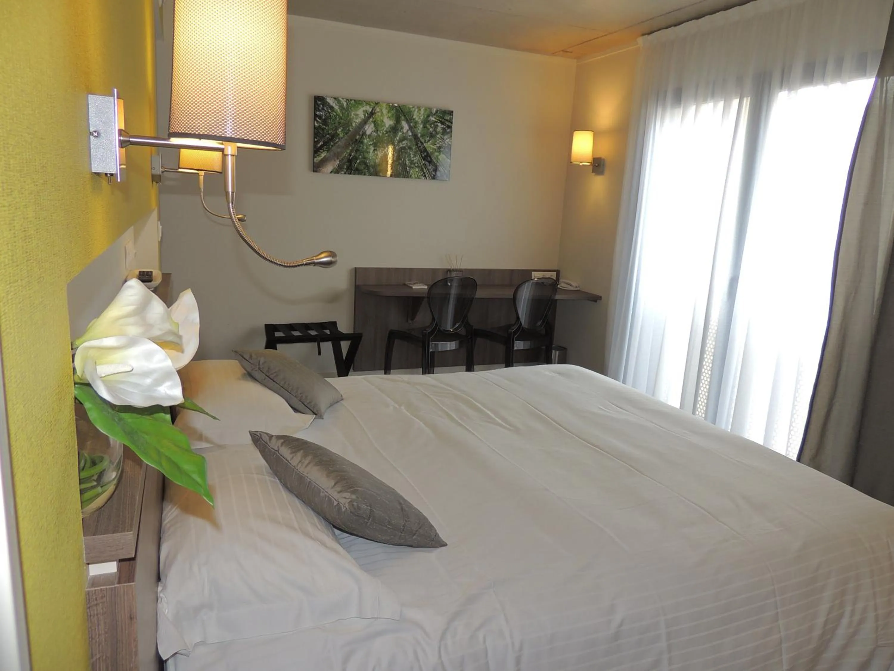 Bed in The Originals Boutique, Hôtel La Chaussairie, Rennes Sud