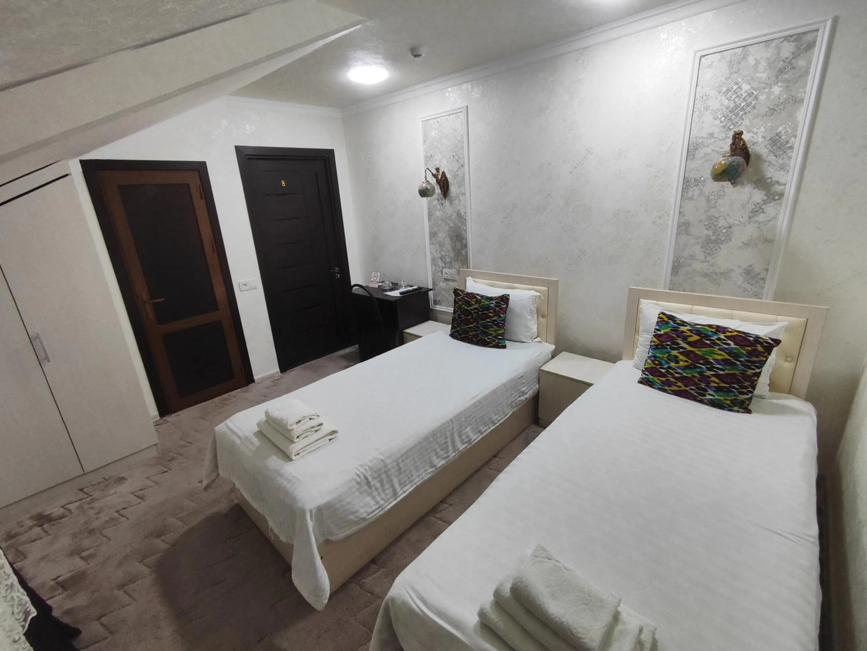 Photo of the whole room, Bed in Hotel Suzani Samarkand