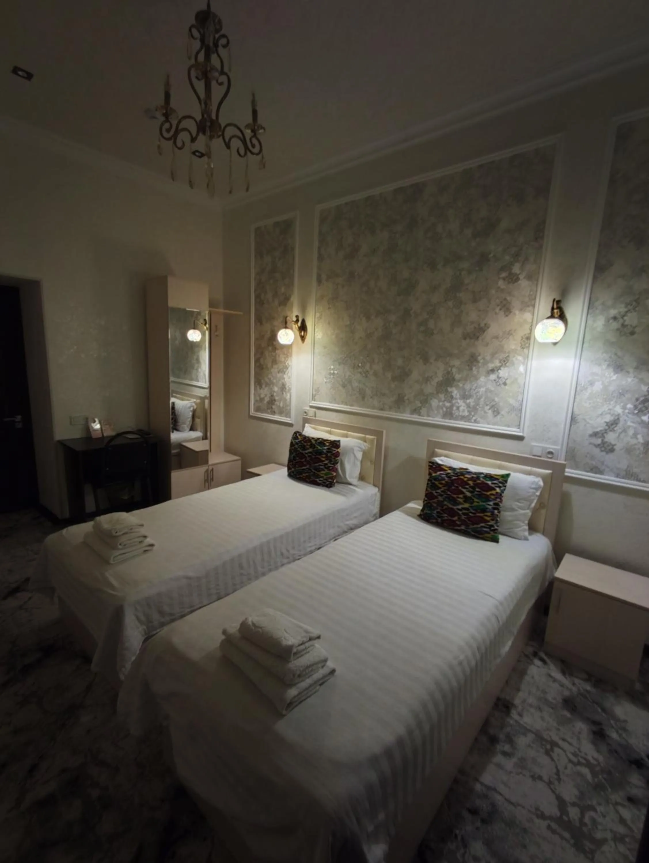 Bed in Hotel Suzani Samarkand