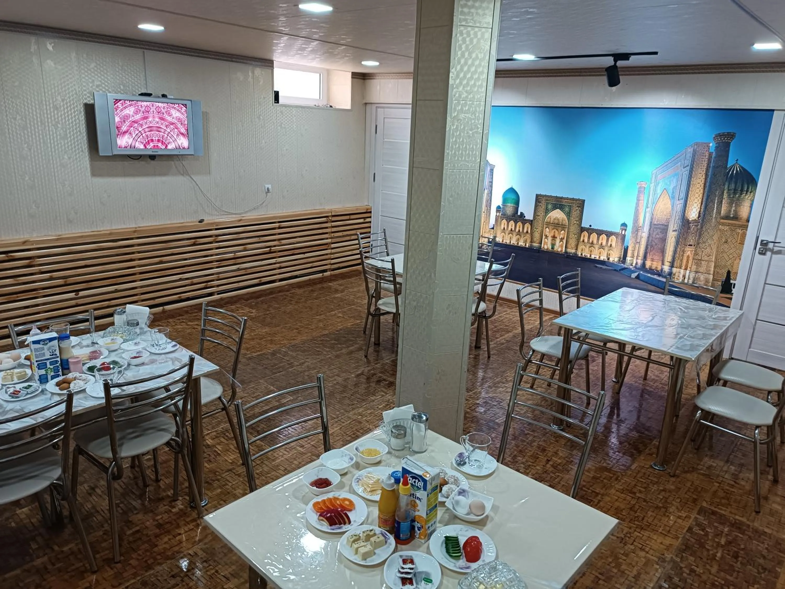 Breakfast in Hotel Suzani Samarkand