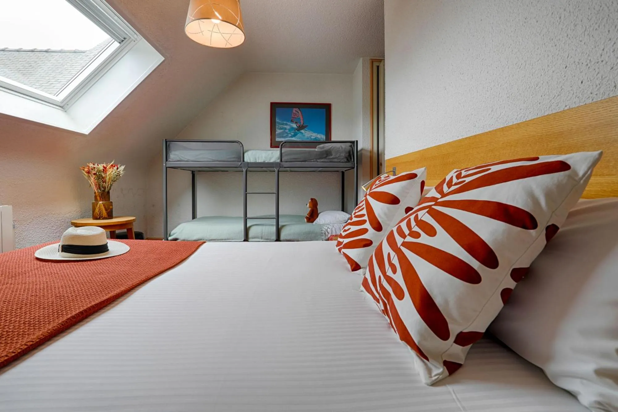 Bedroom, Bed in Hotel Le Branhoc - Brit Hotel Auray