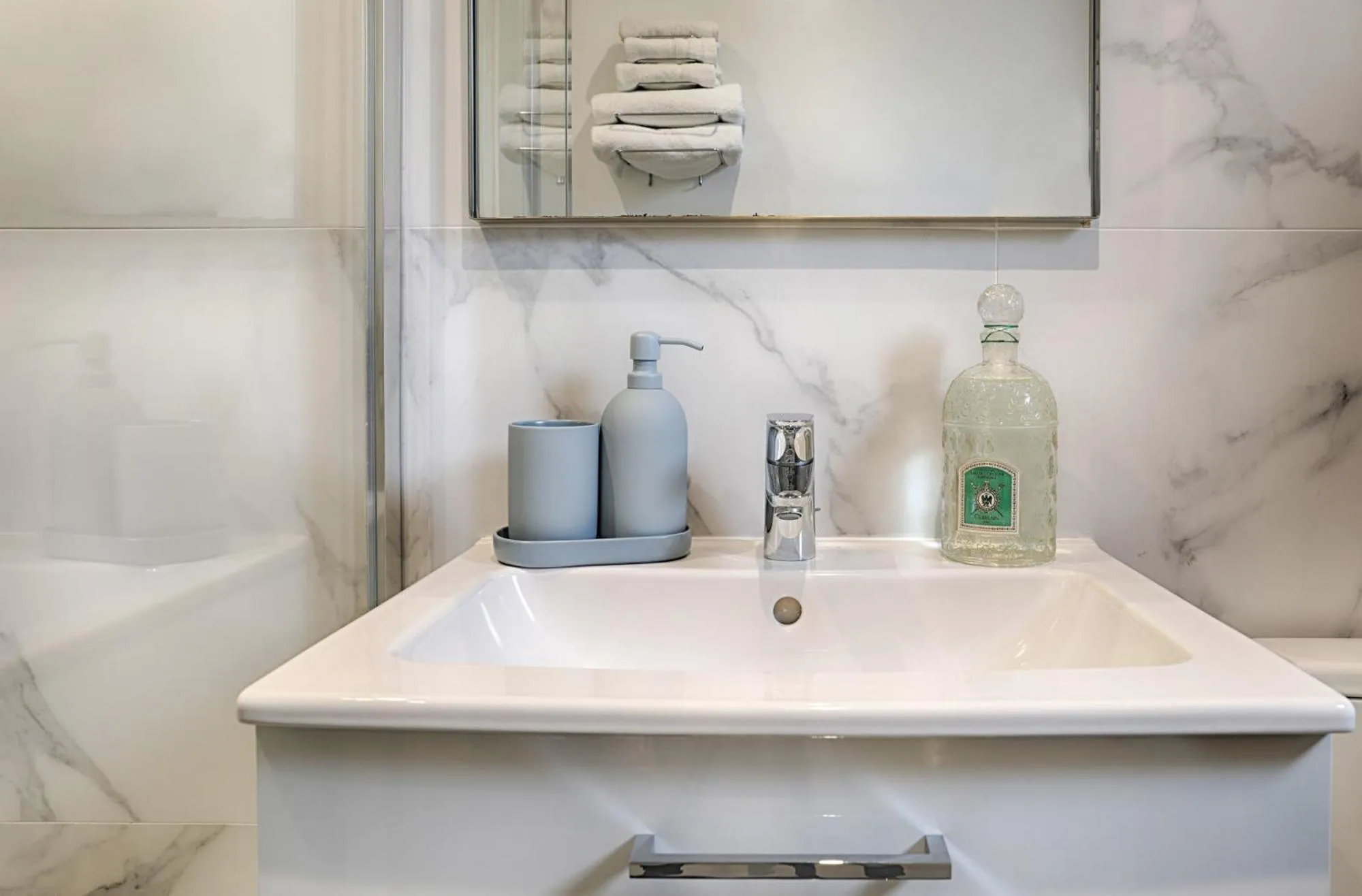 Bathroom in Hotel Le Branhoc - Brit Hotel Auray