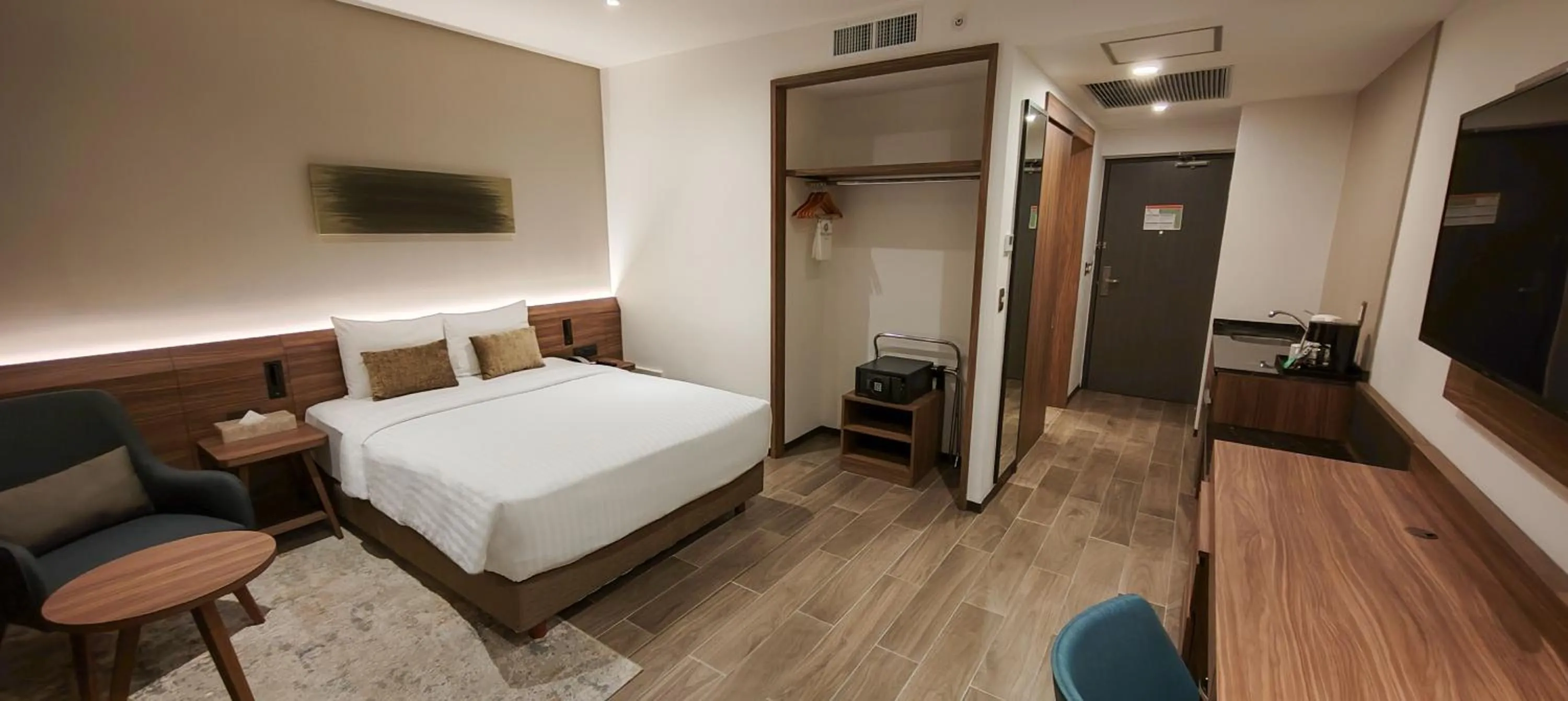 Photo of the whole room, Bed in FUJITAYA Querétaro