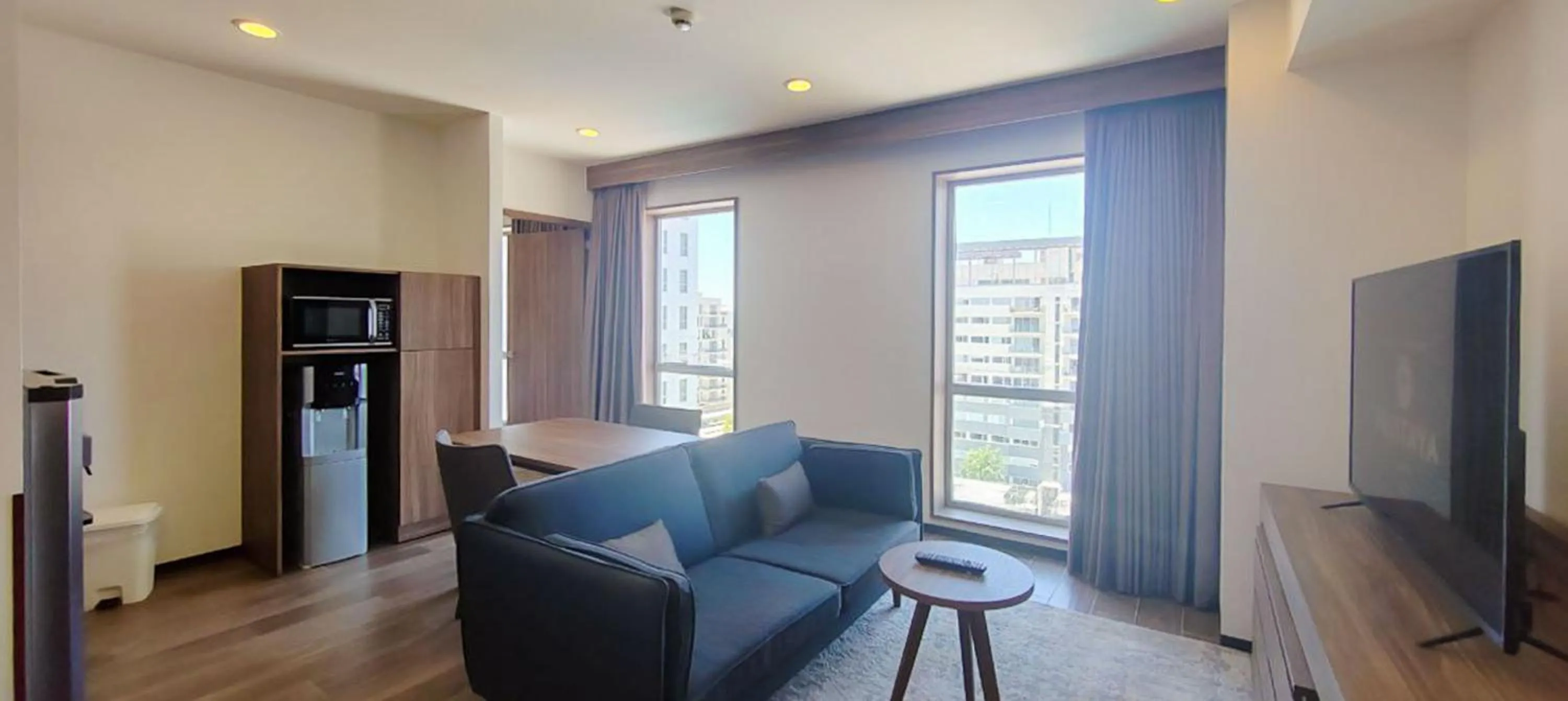 TV and multimedia in FUJITAYA Querétaro