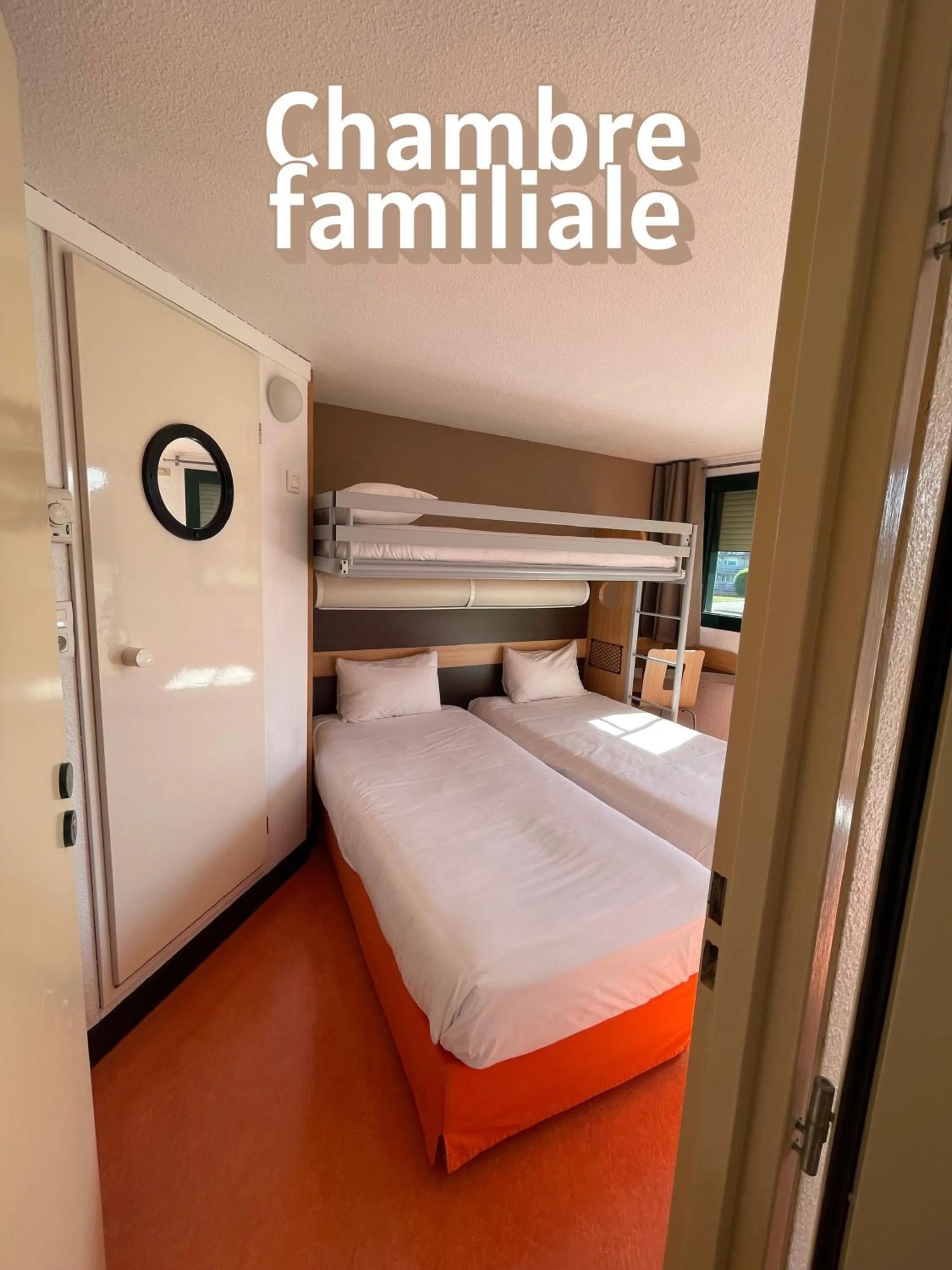 Bedroom, Bed in Premiere Classe Amiens Est - Glisy