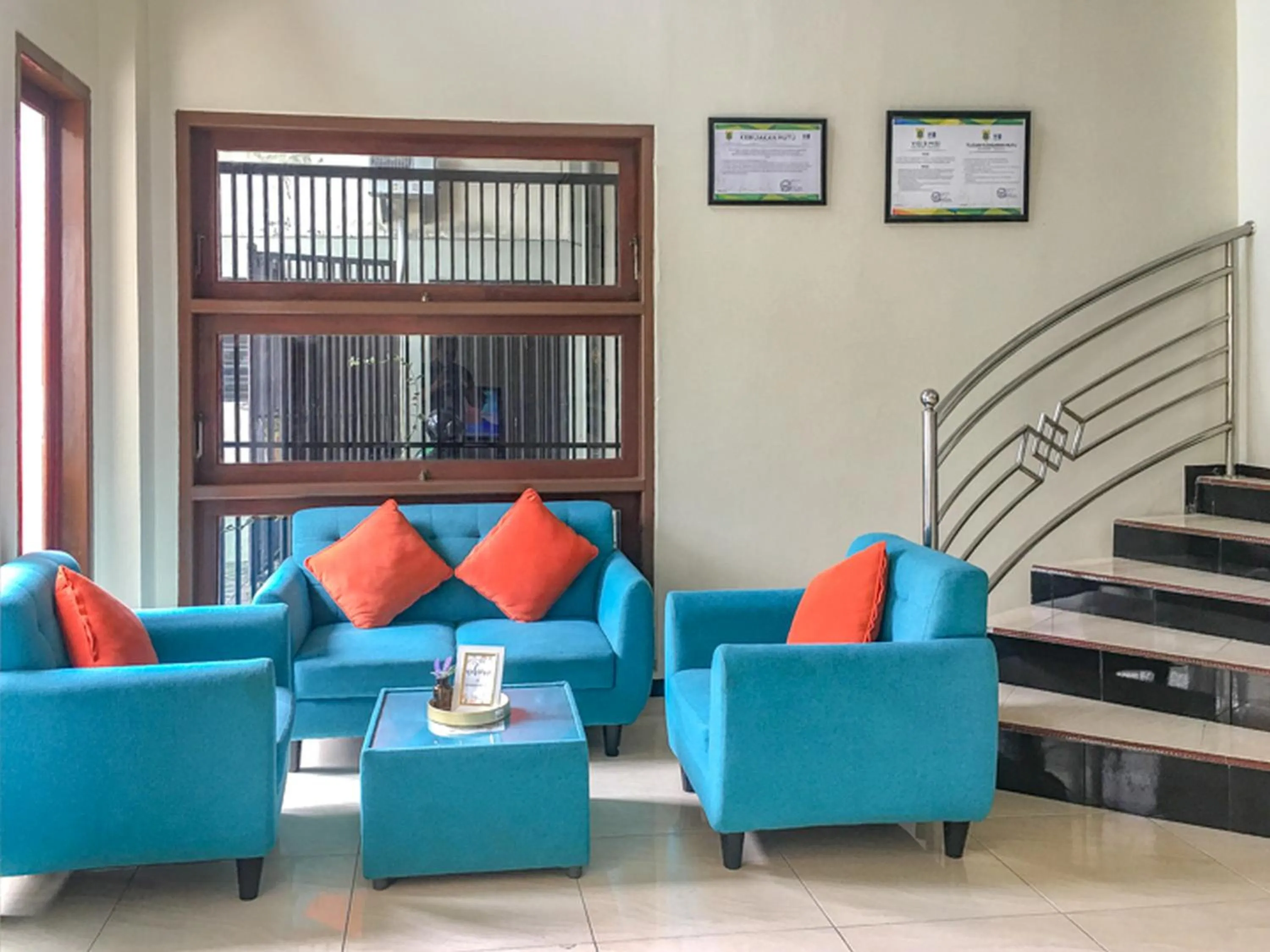 SMESA Edotel Syariah Surabaya Mitra RedDoorz