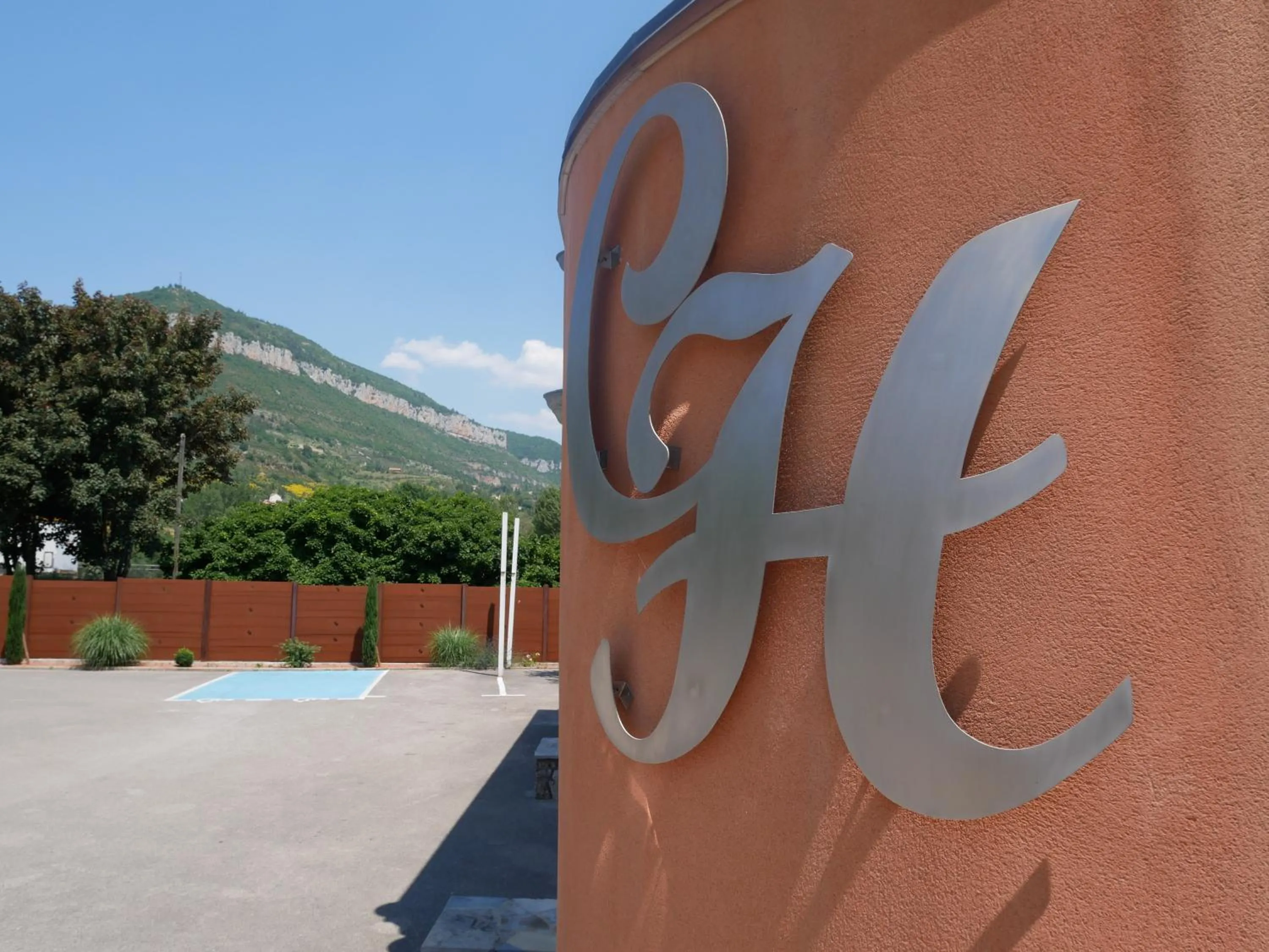 Mountain view in Cévenol Hôtel