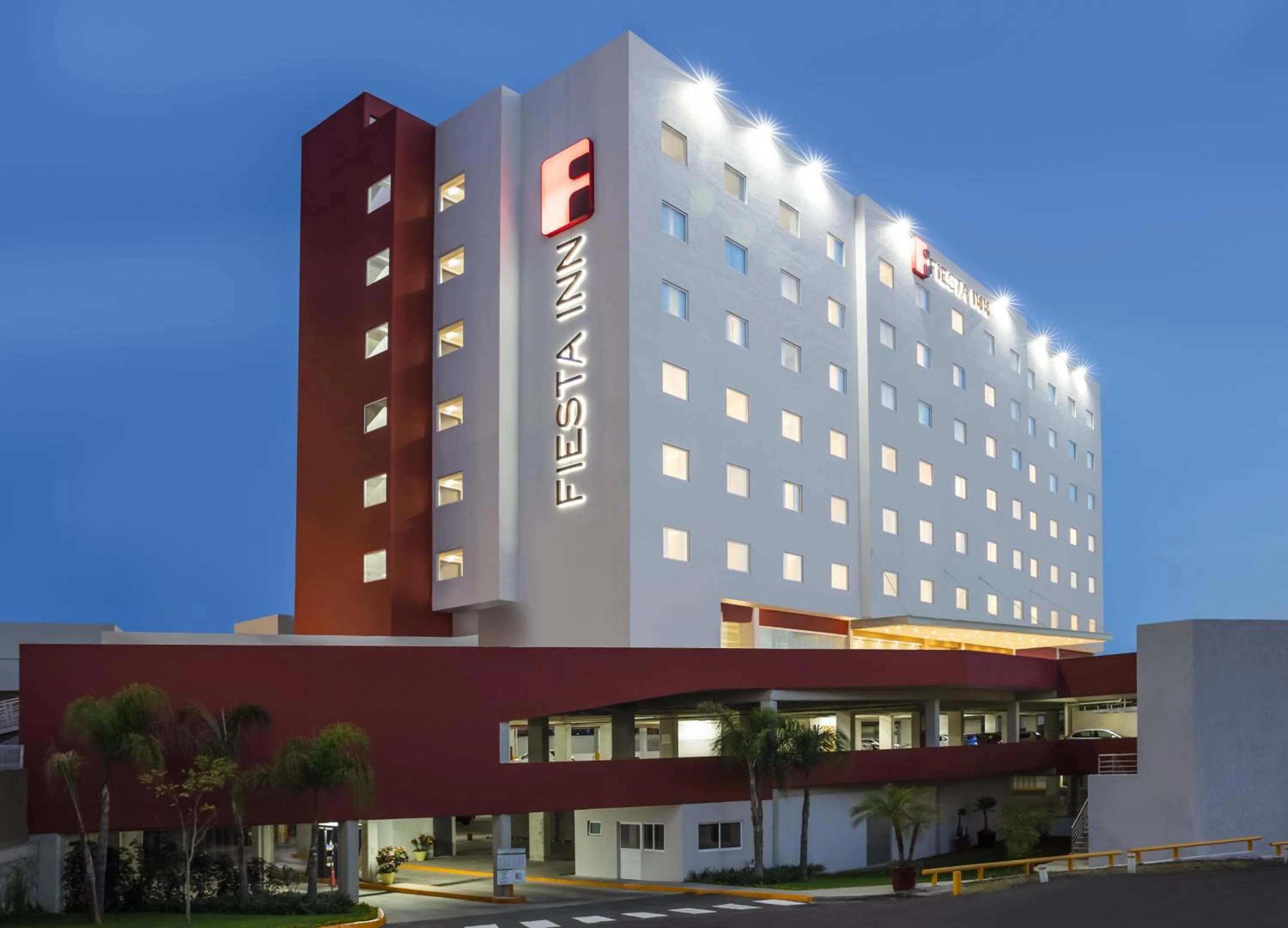 Property building in Fiesta Inn Guadalajara Periferico Poniente