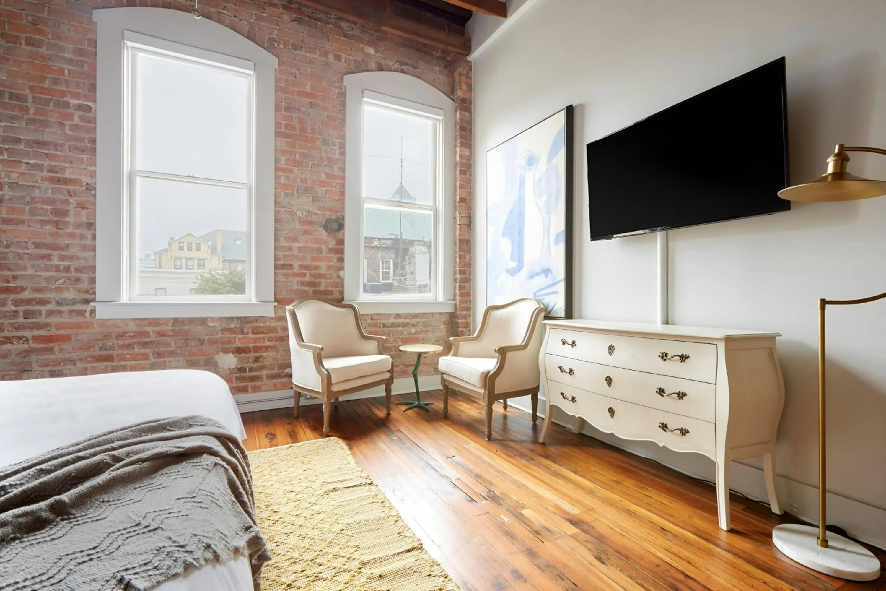 Bedroom in Sonder by Marriott Bonvoy The Drayton Apartments Historic District