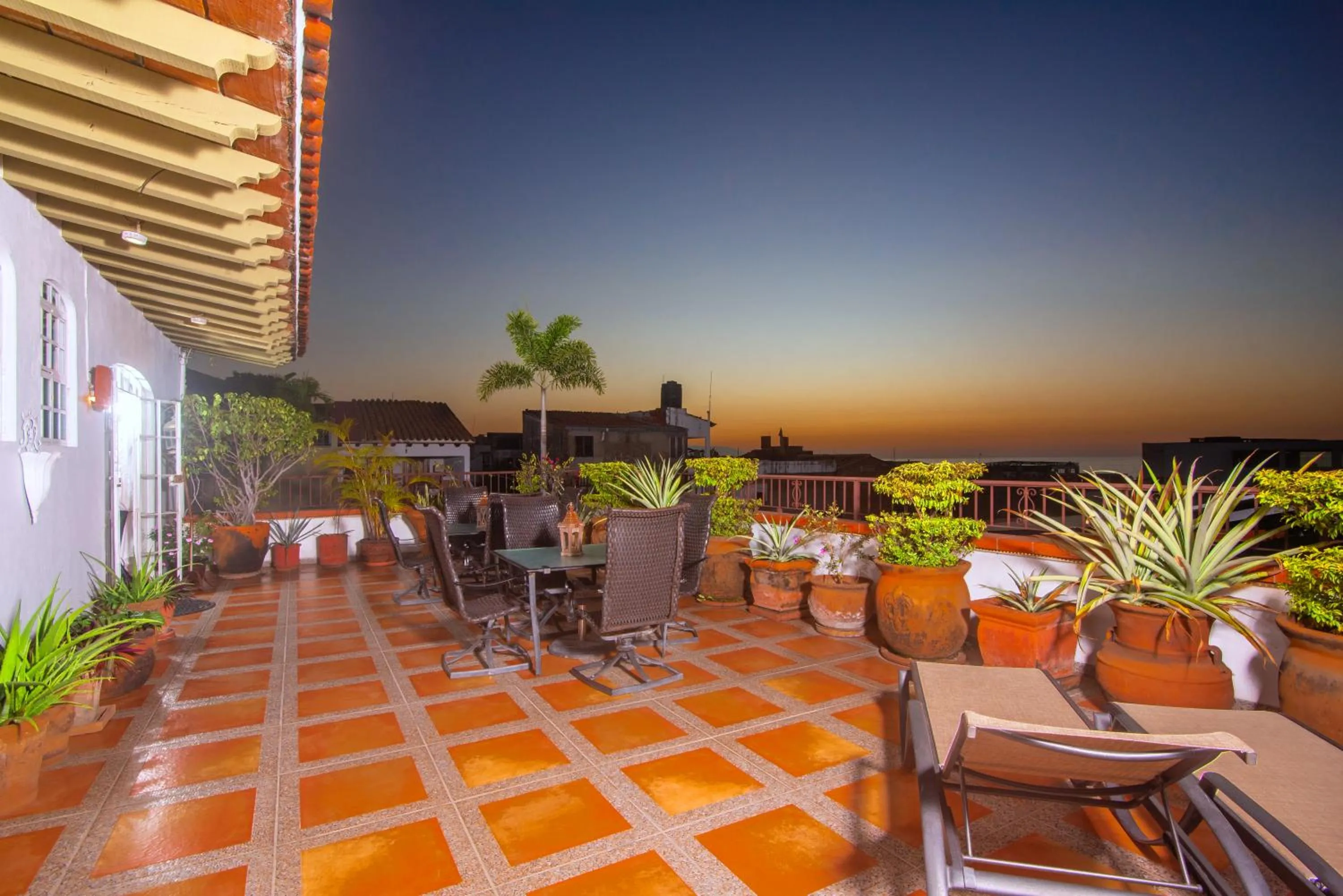 Casa Romance Escondido