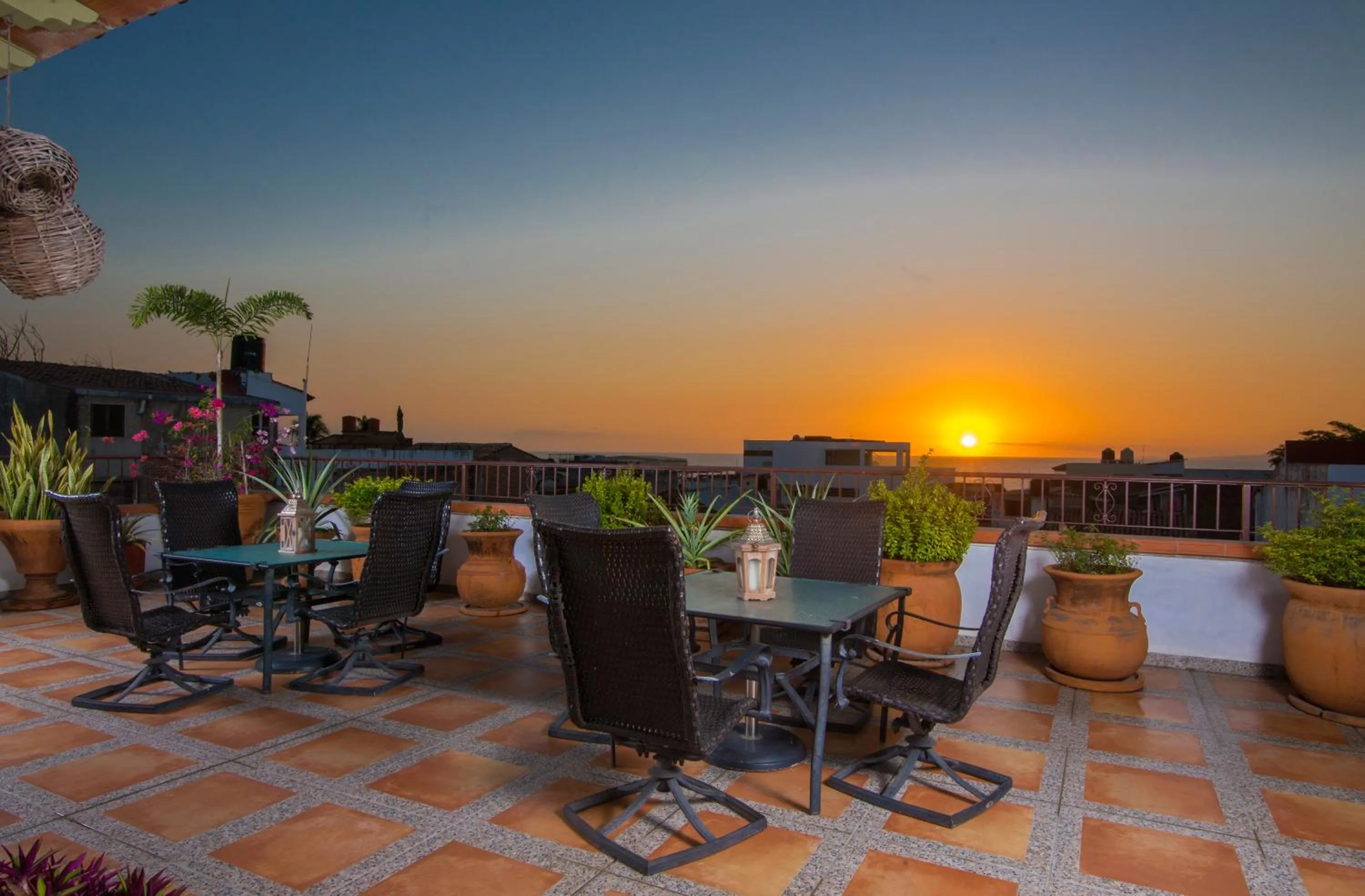 Casa Romance Escondido