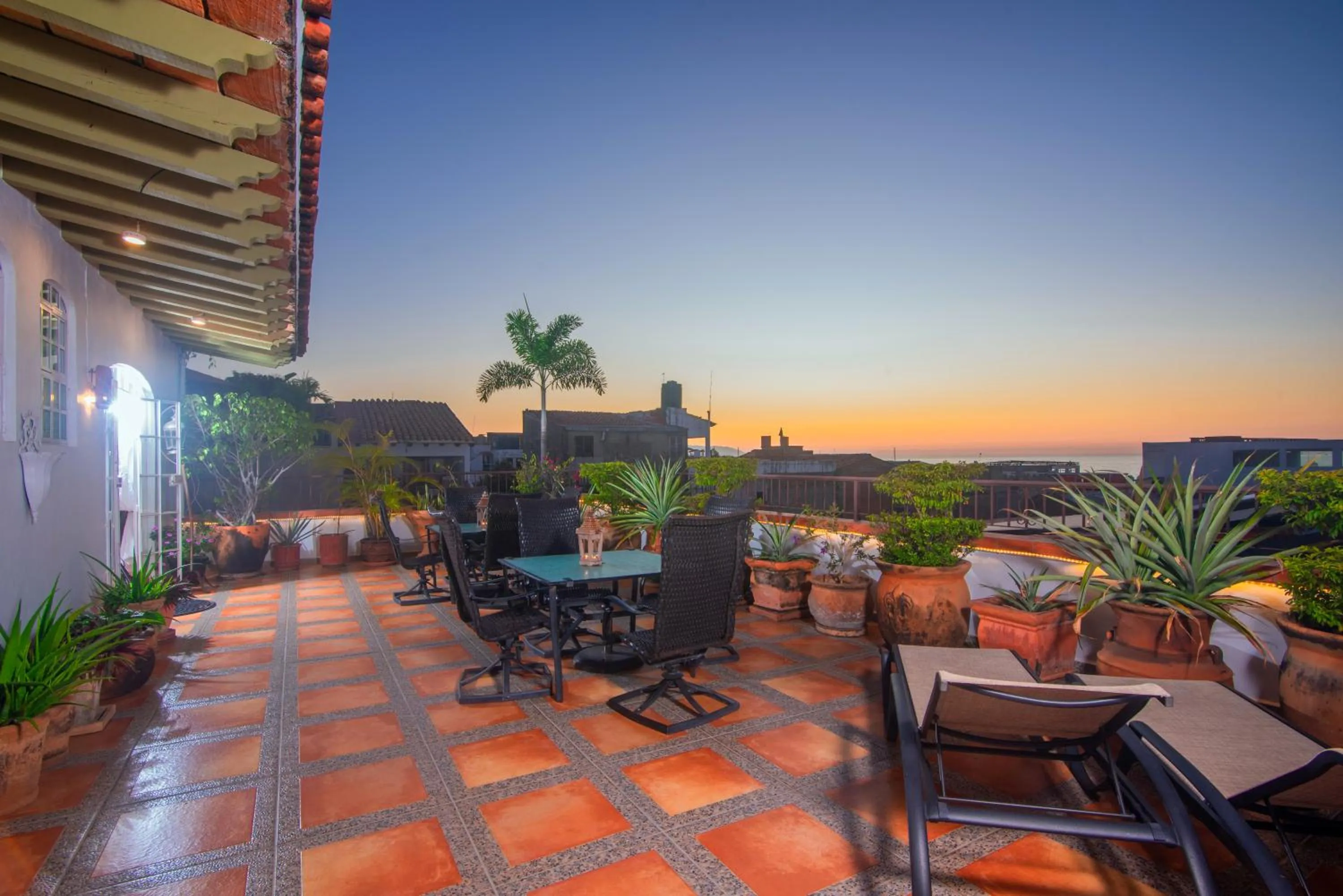 Casa Romance Escondido