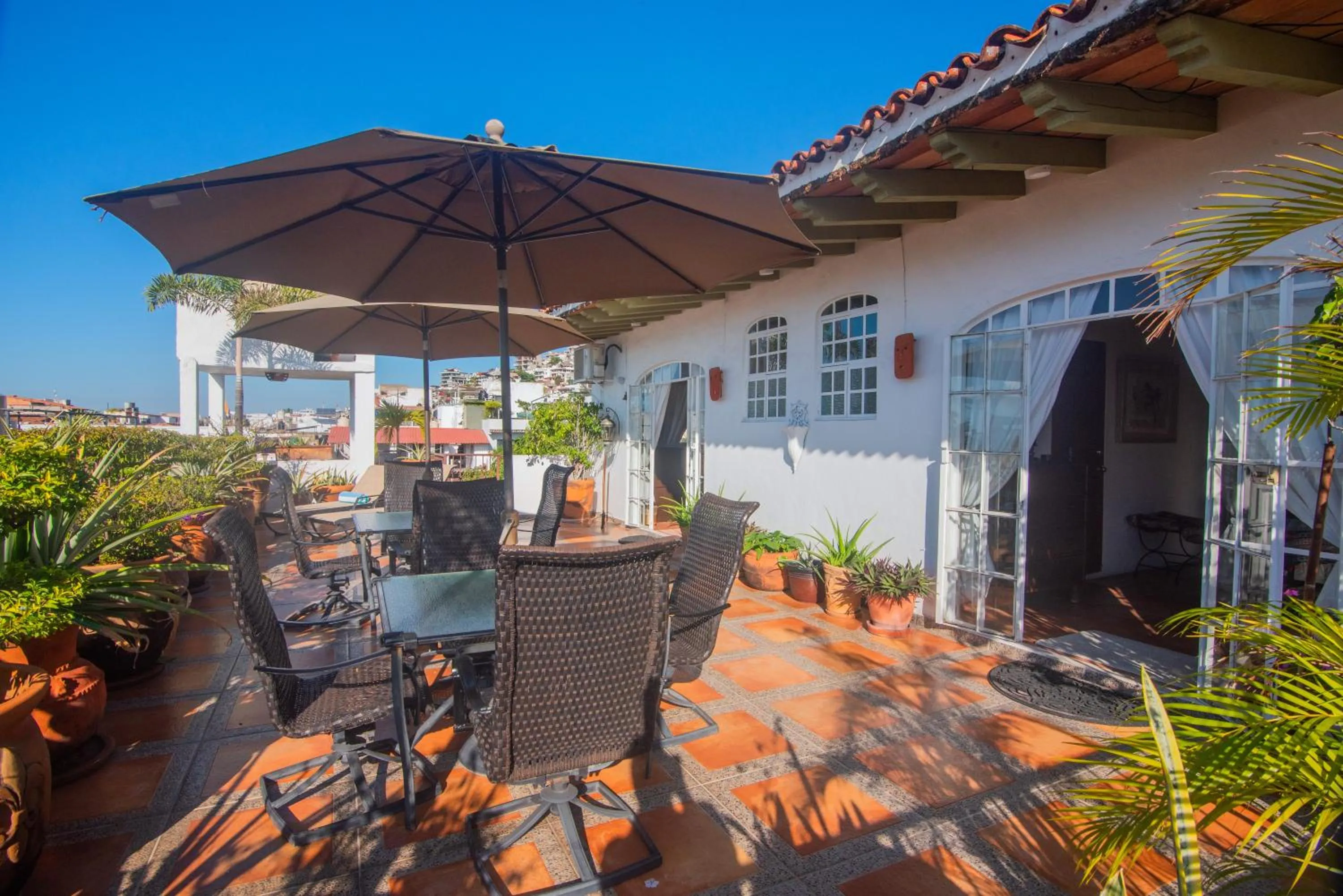 Casa Romance Escondido