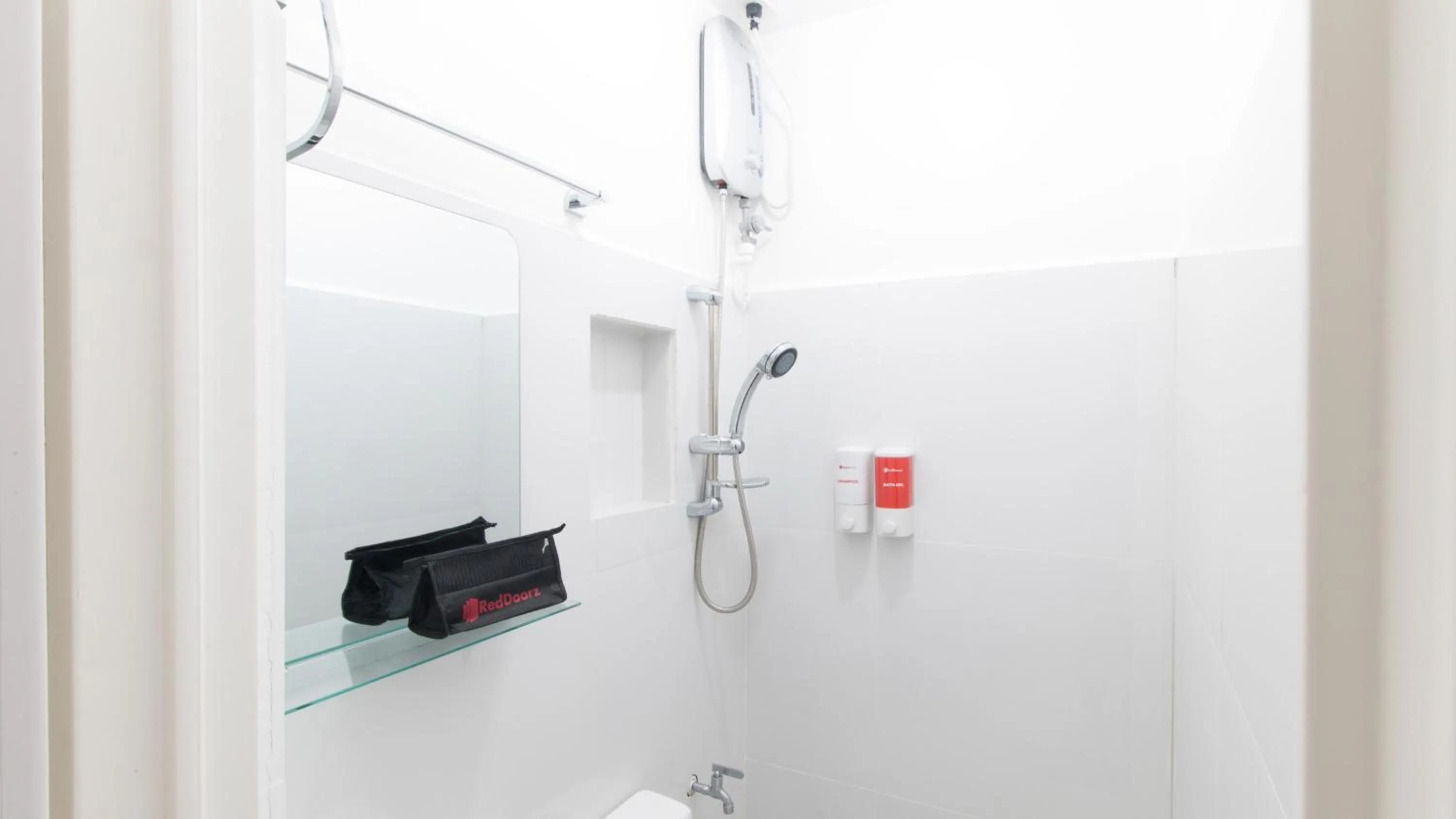 Bathroom in RedDoorz near Liceo De Cagayan University Highschool