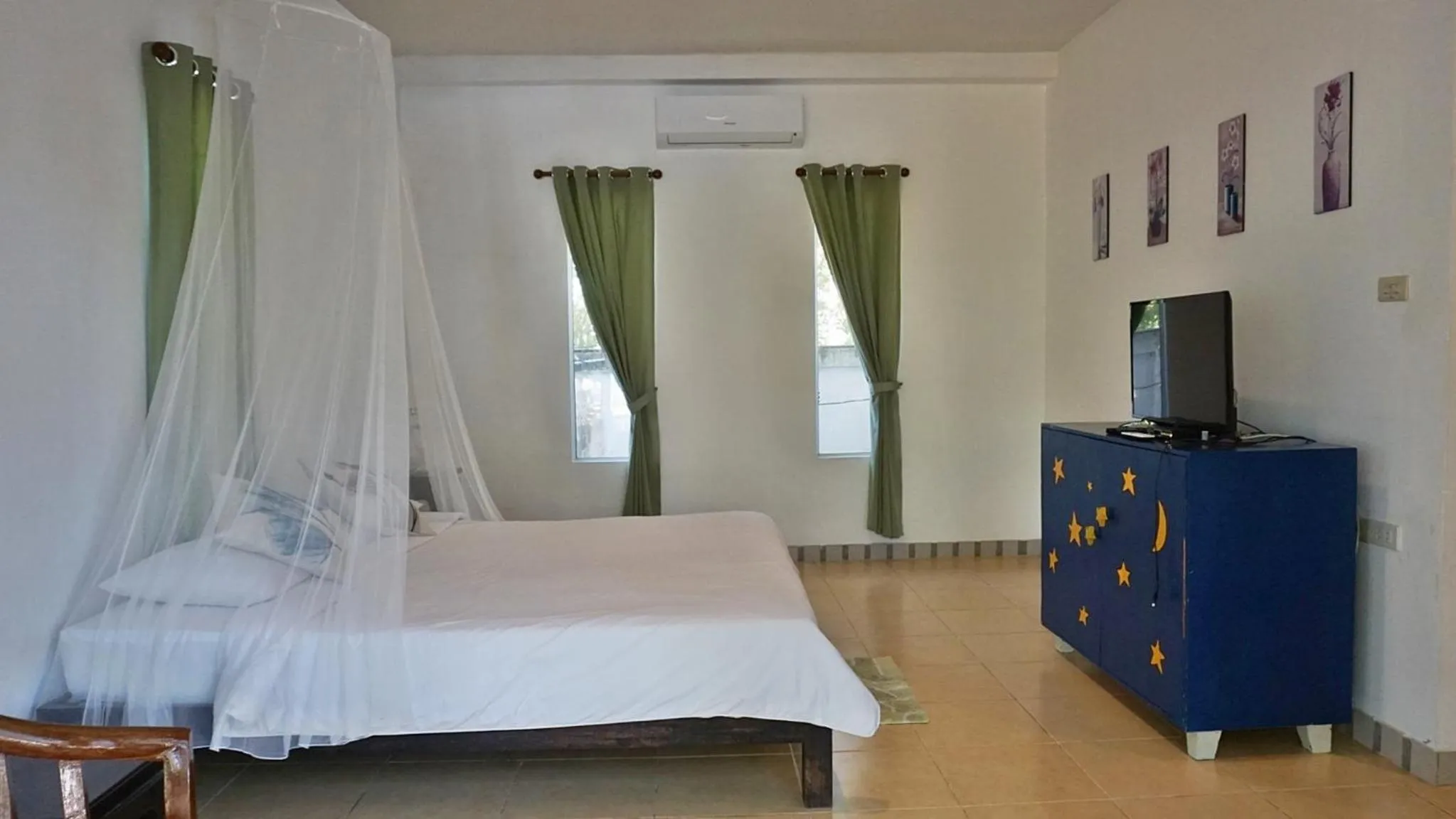 Bed in Kalamona Seaview