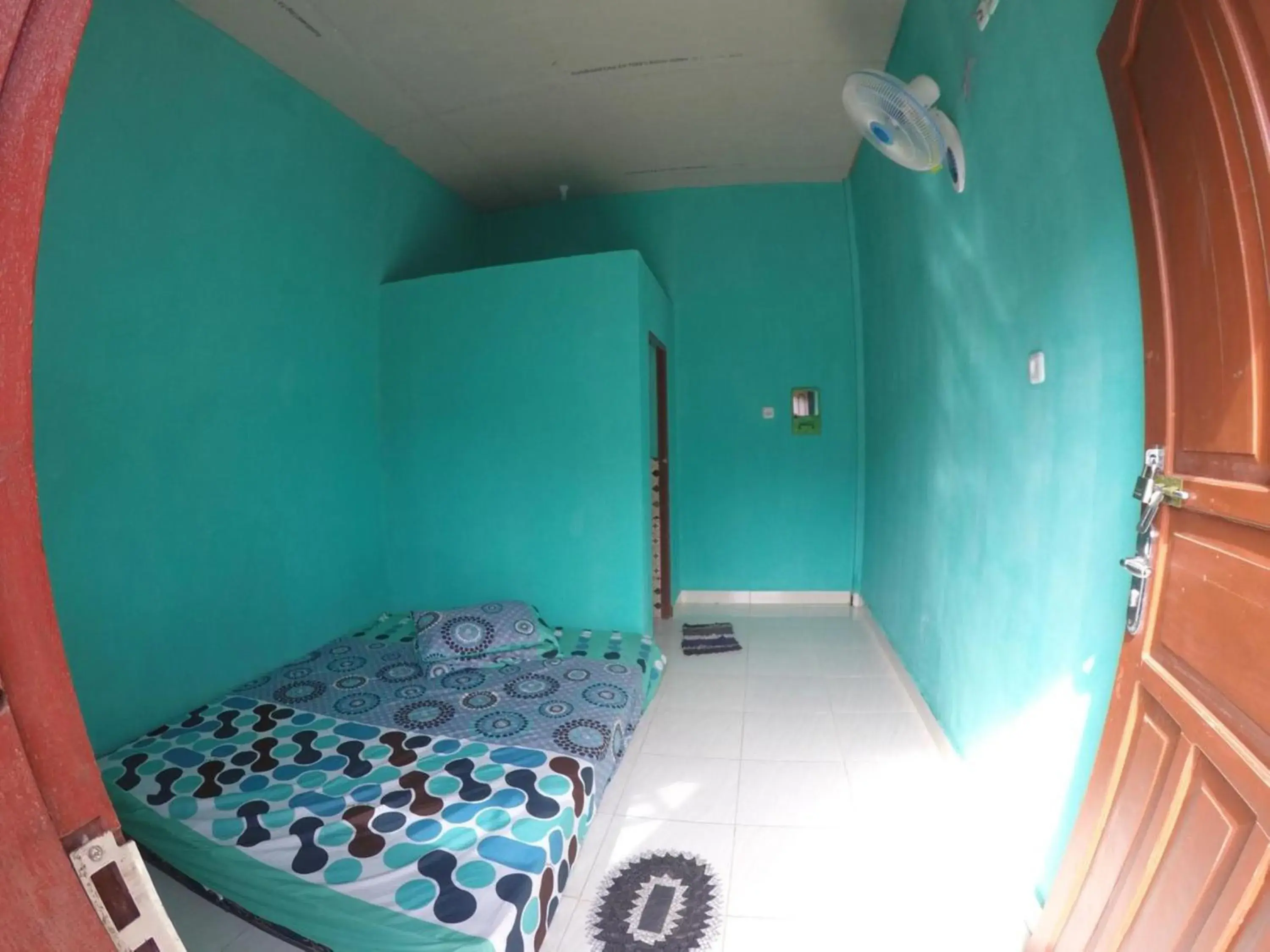 Standard Double Room with Fan in Penginapan asidik Standard Double Room with Fan in Penginapan asidik