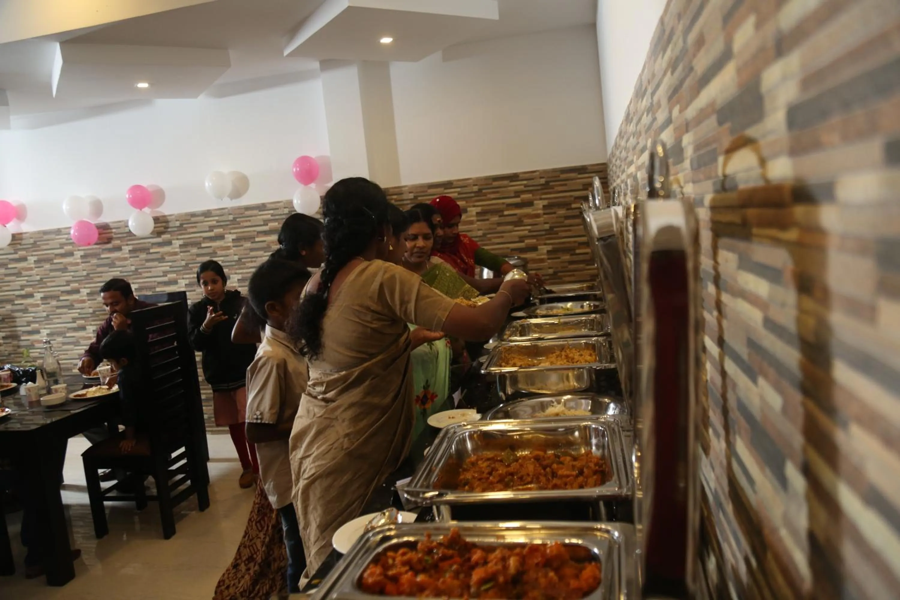 Breakfast in Moonline Resort