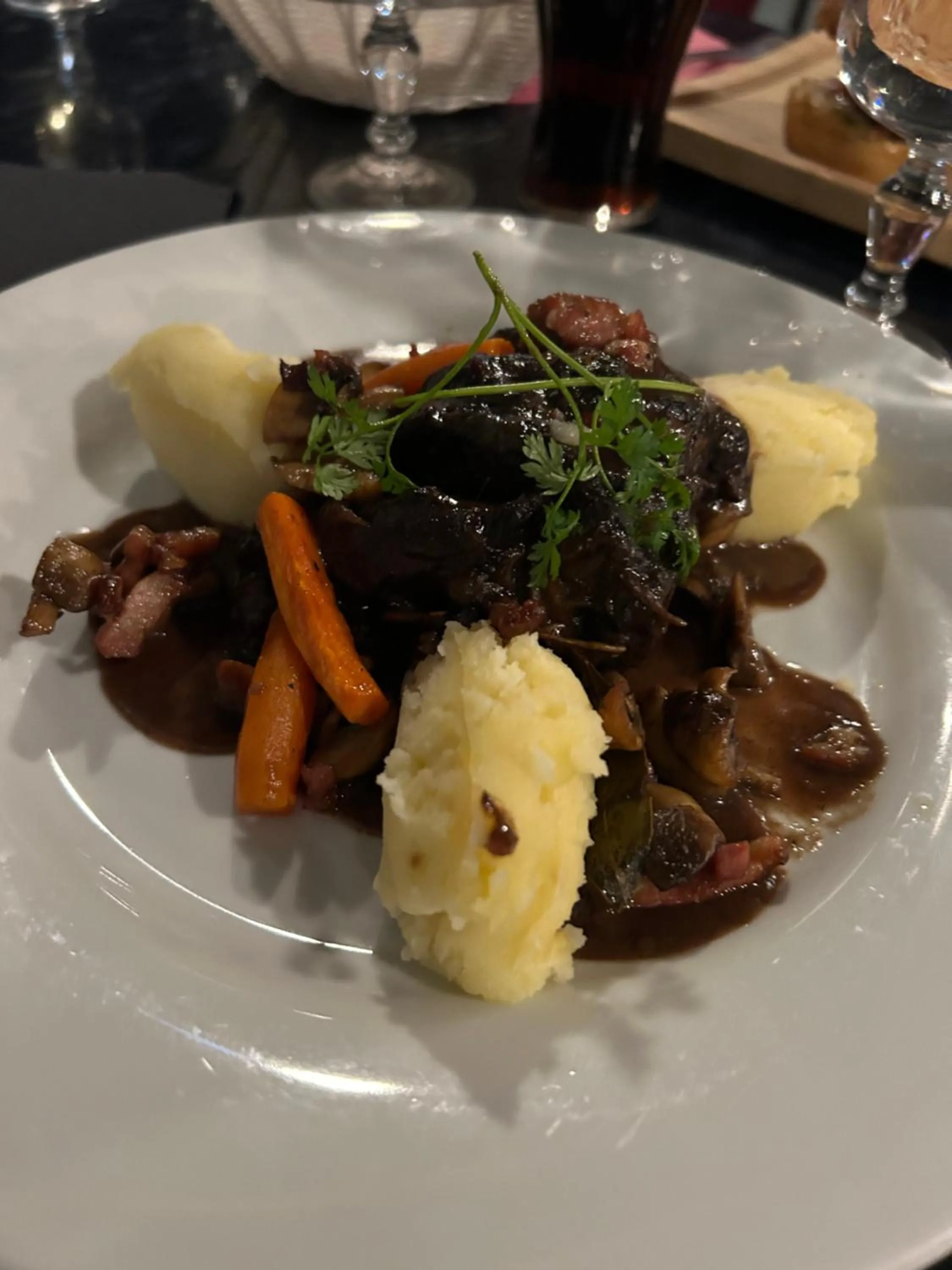 Food and drinks in Cit'Hotel Restaurant du Bowling de Millau