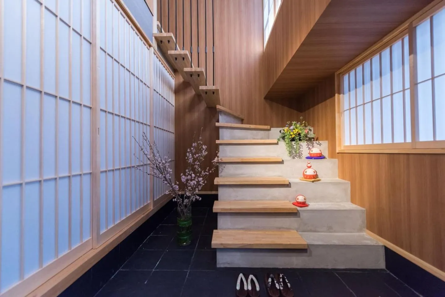 Decorative detail in TABITABI STAY MOONLIGHT