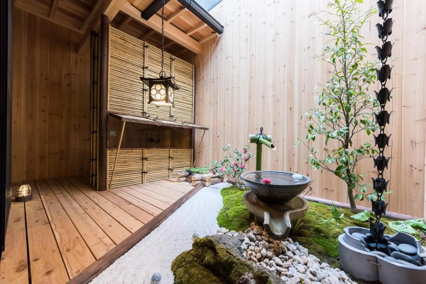 Garden in TABITABI STAY MOONLIGHT