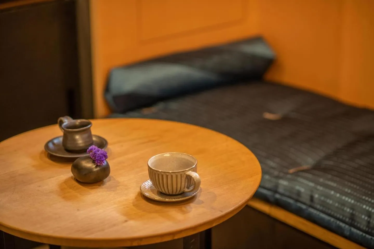 Seating area, Bed in TABITABI STAY SHINSEN