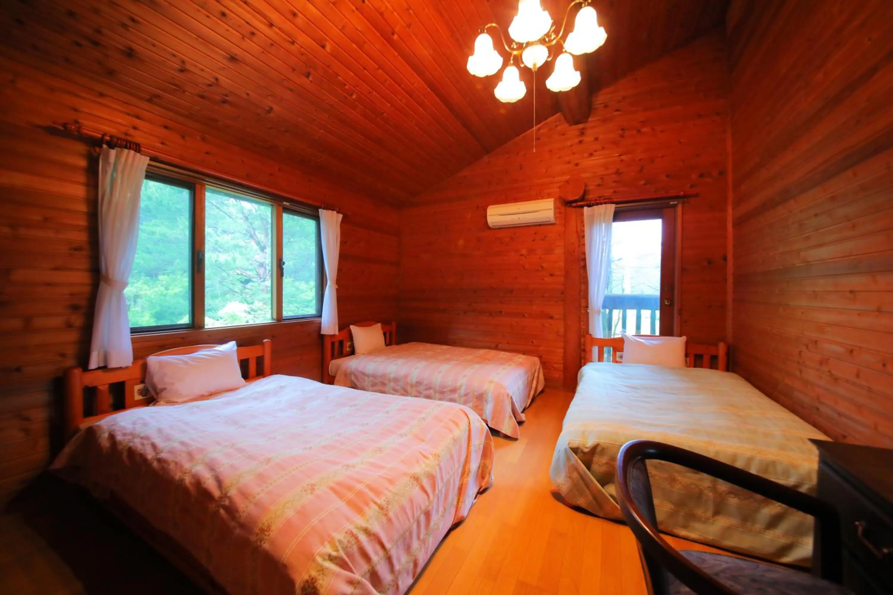 Bedroom, Bed in Sakura Sakura Onsen