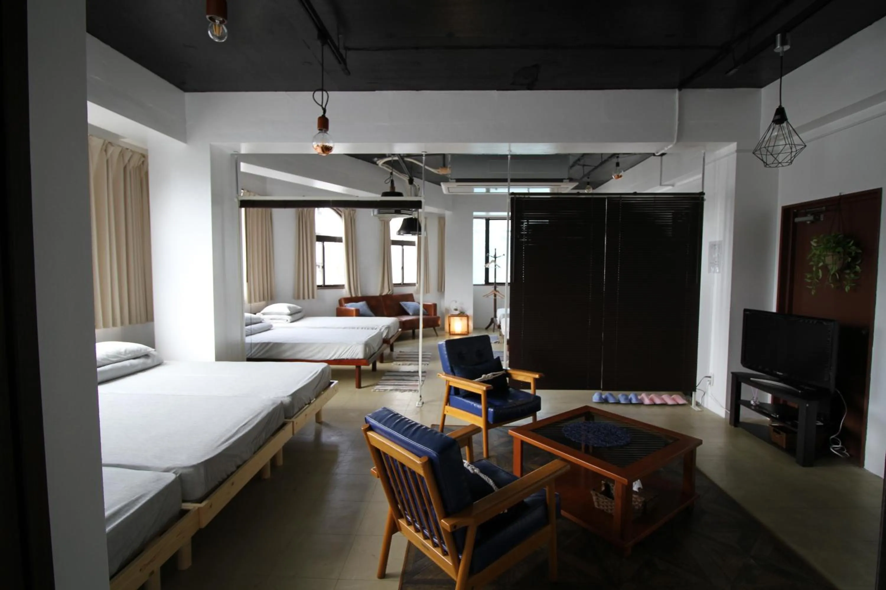 Universal point House rico and