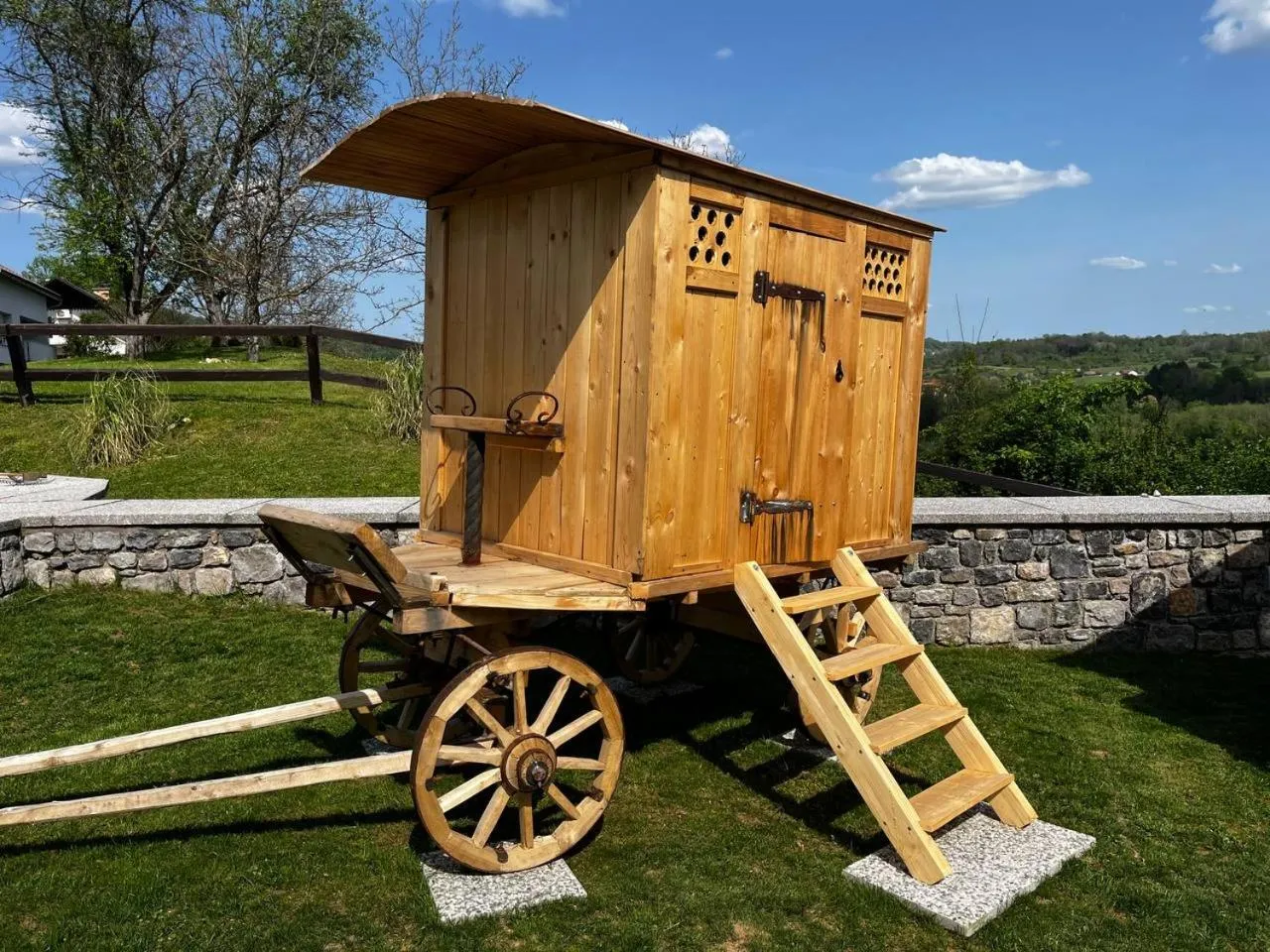 Garden in Vinica Castle Boutique & Spa Hotel