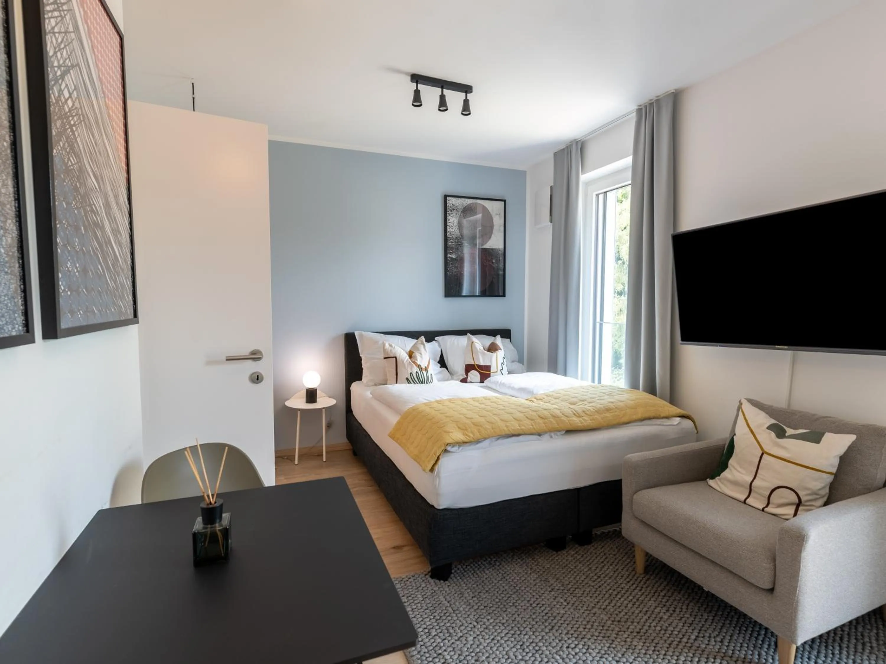 Bed in Limehome Linz Hopfengasse